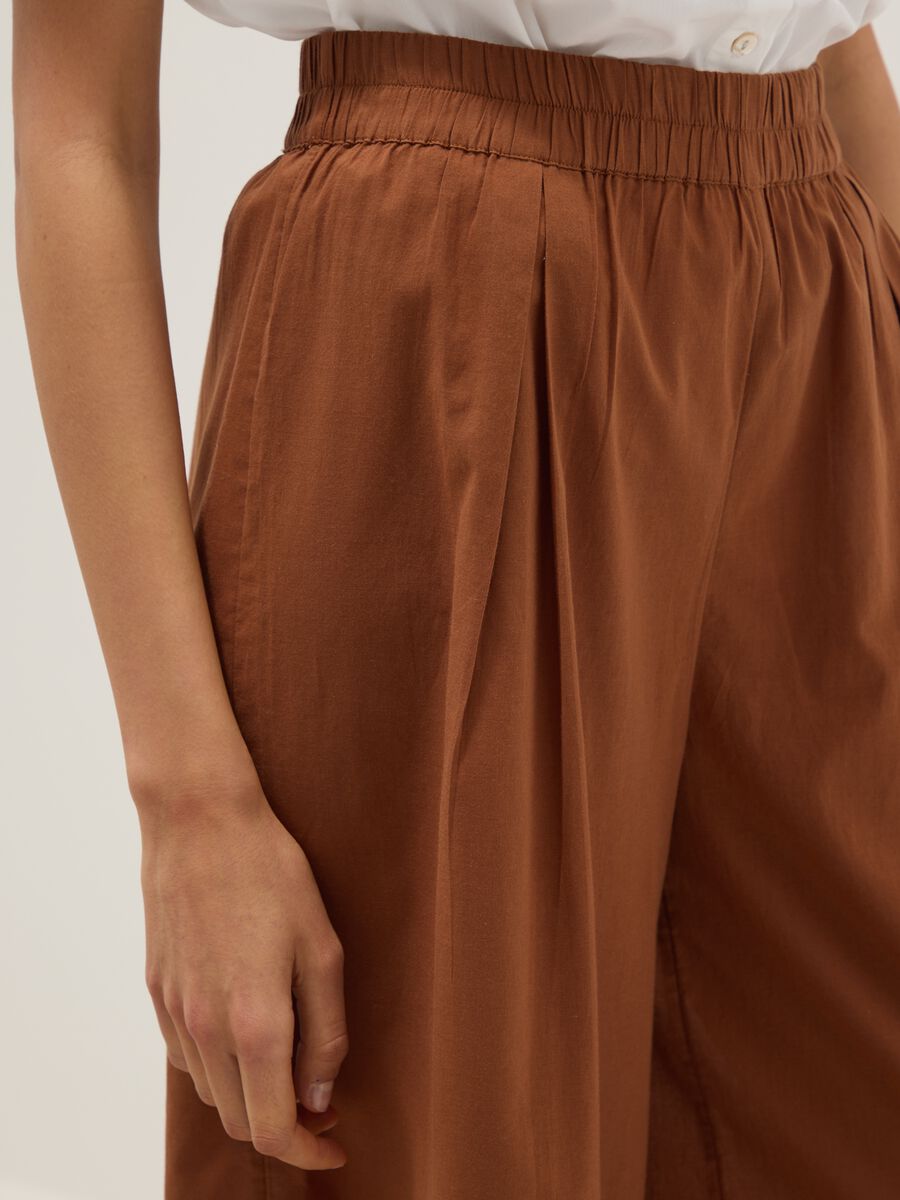Brown regular-fit pure cotton trousers_3