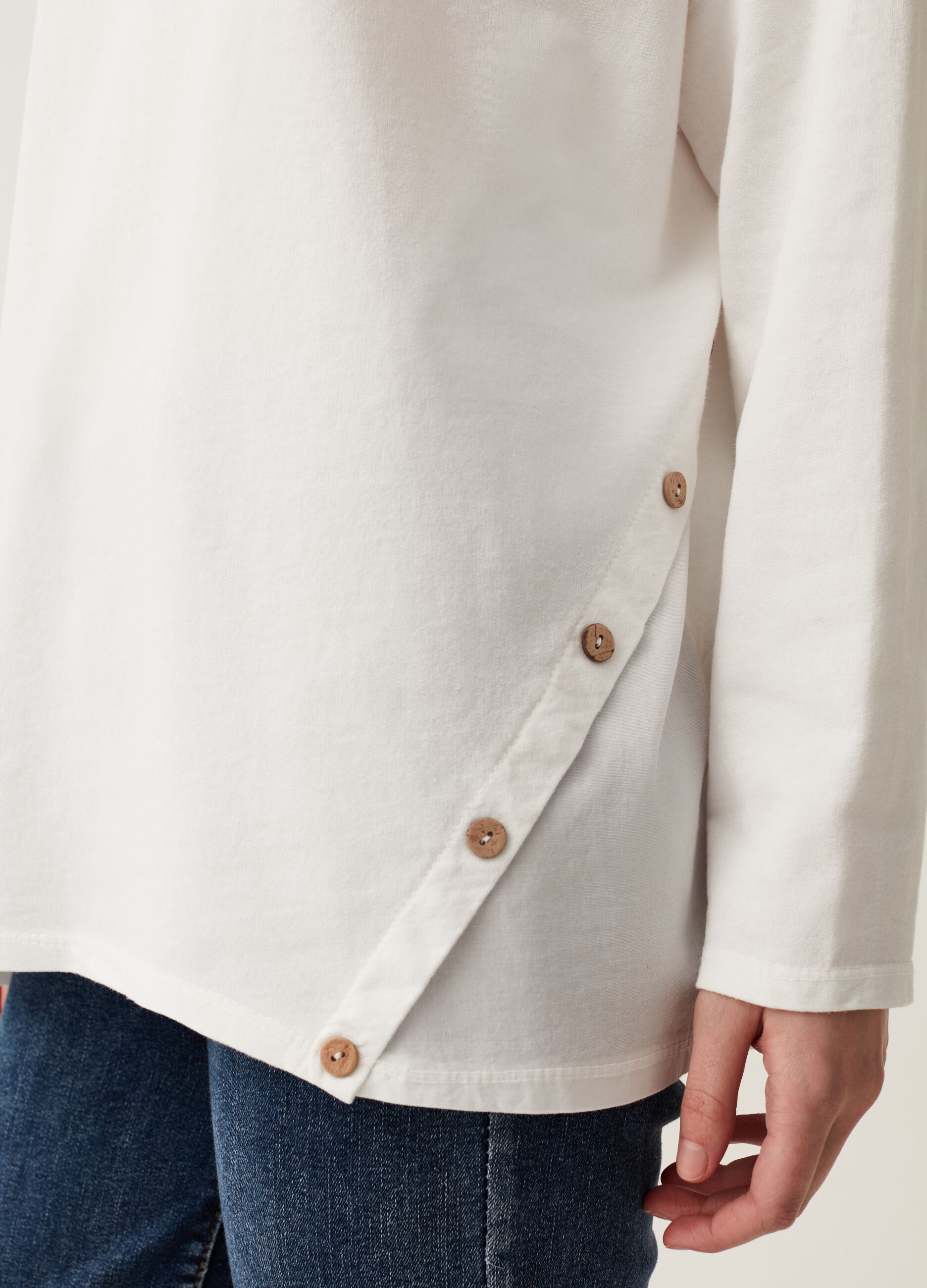 Blusa in cotone con bottoni Hybrid_3