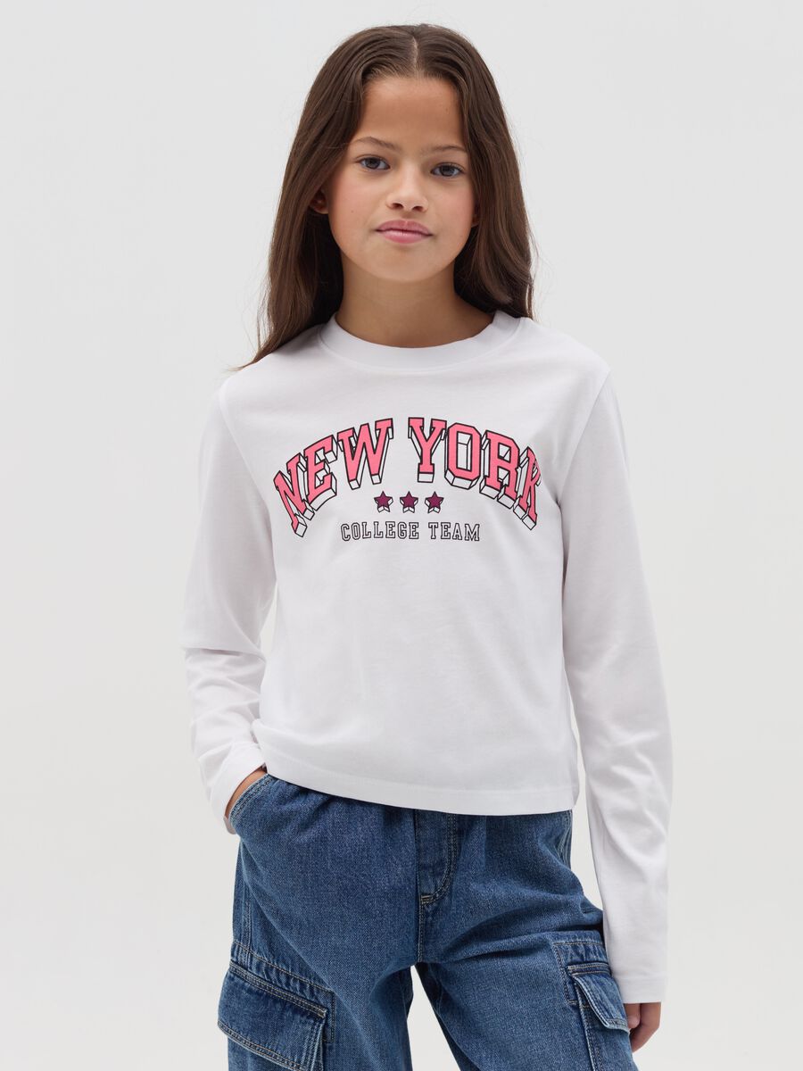 T-shirt crop a maniche lunghe con stampa_0