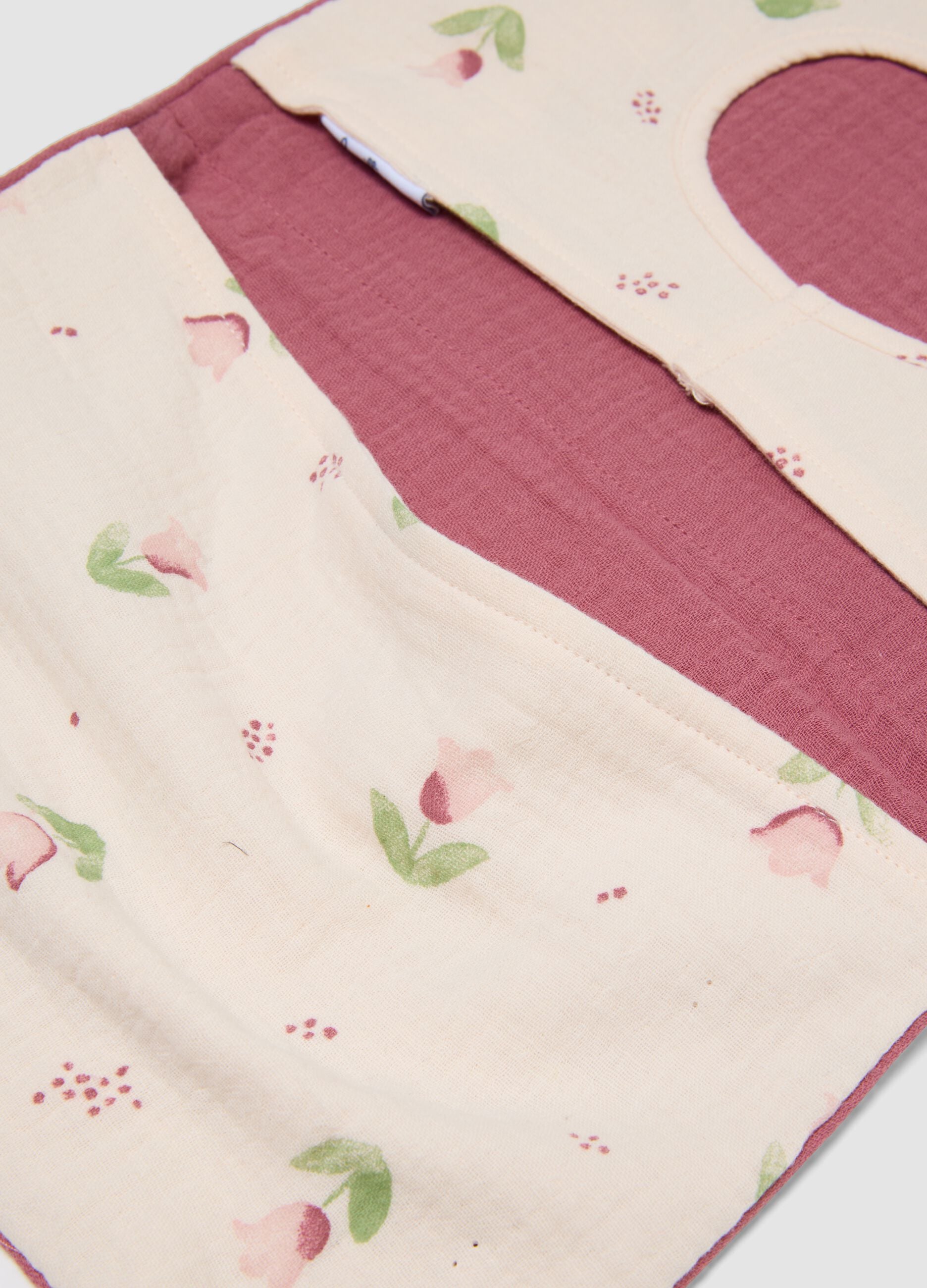 Pink portable changing mat in pure cotton with floral print