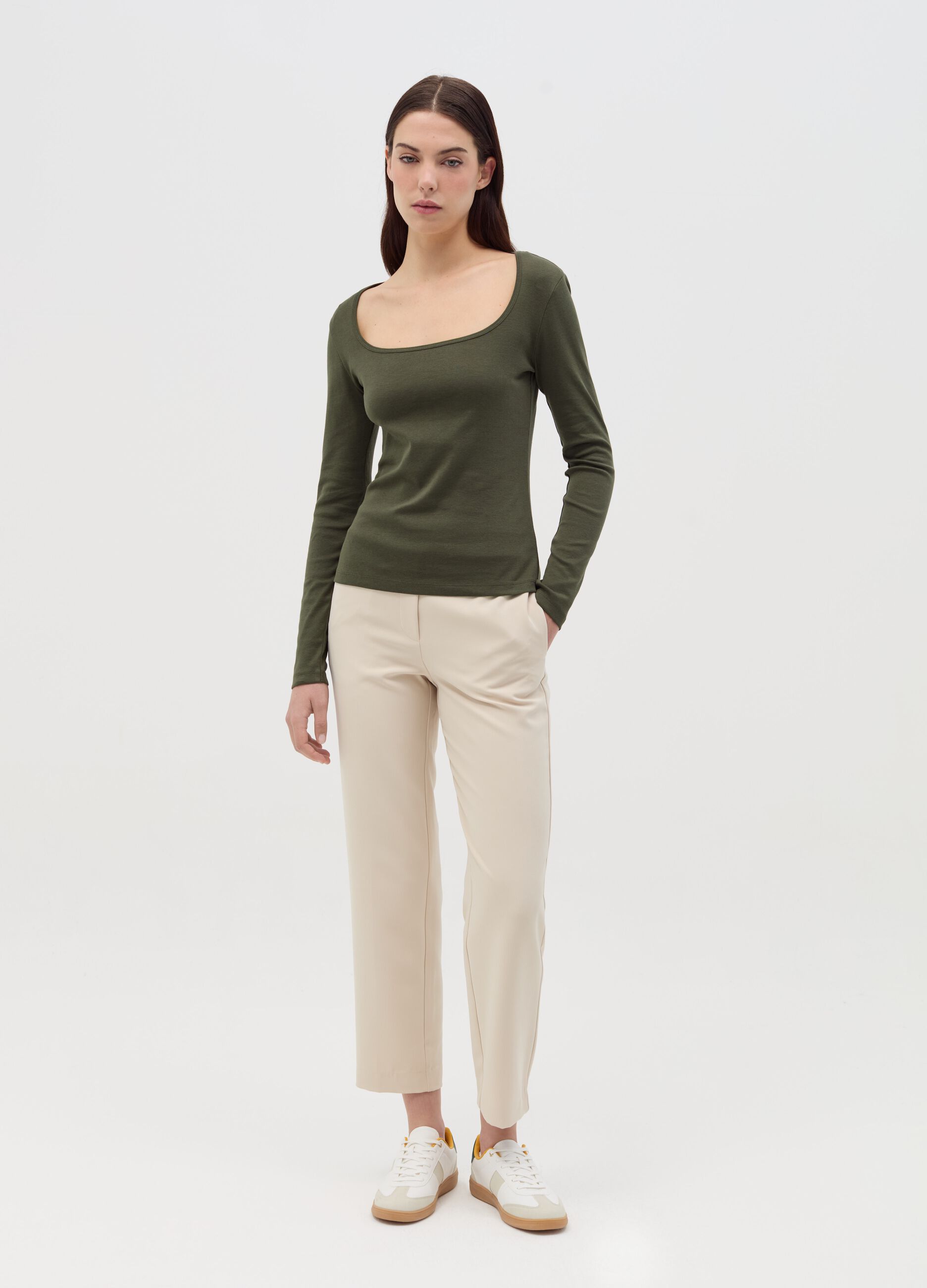 Cotton T-shirt with round neck