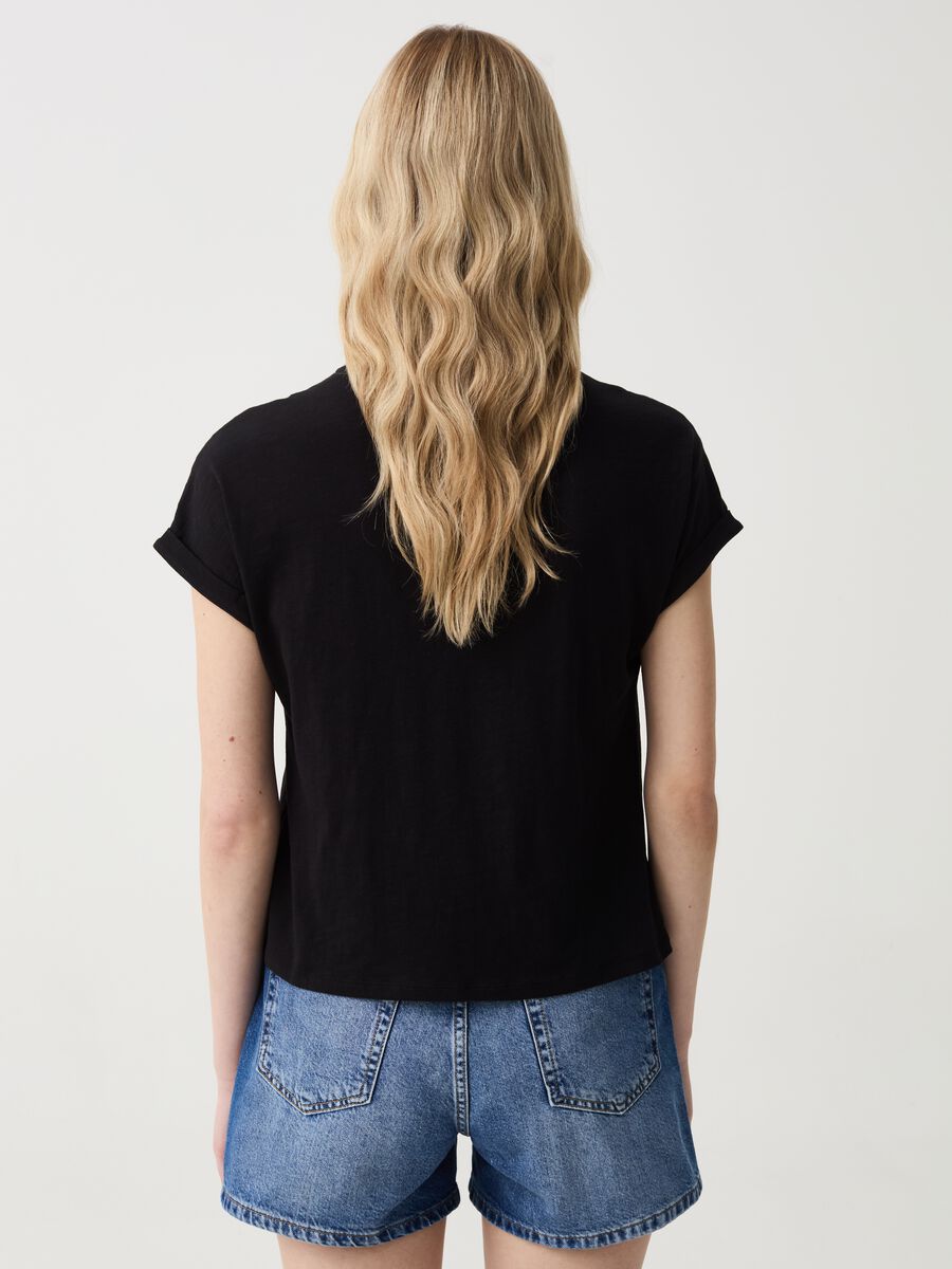 Cotton T-shirt with crochet insert_2