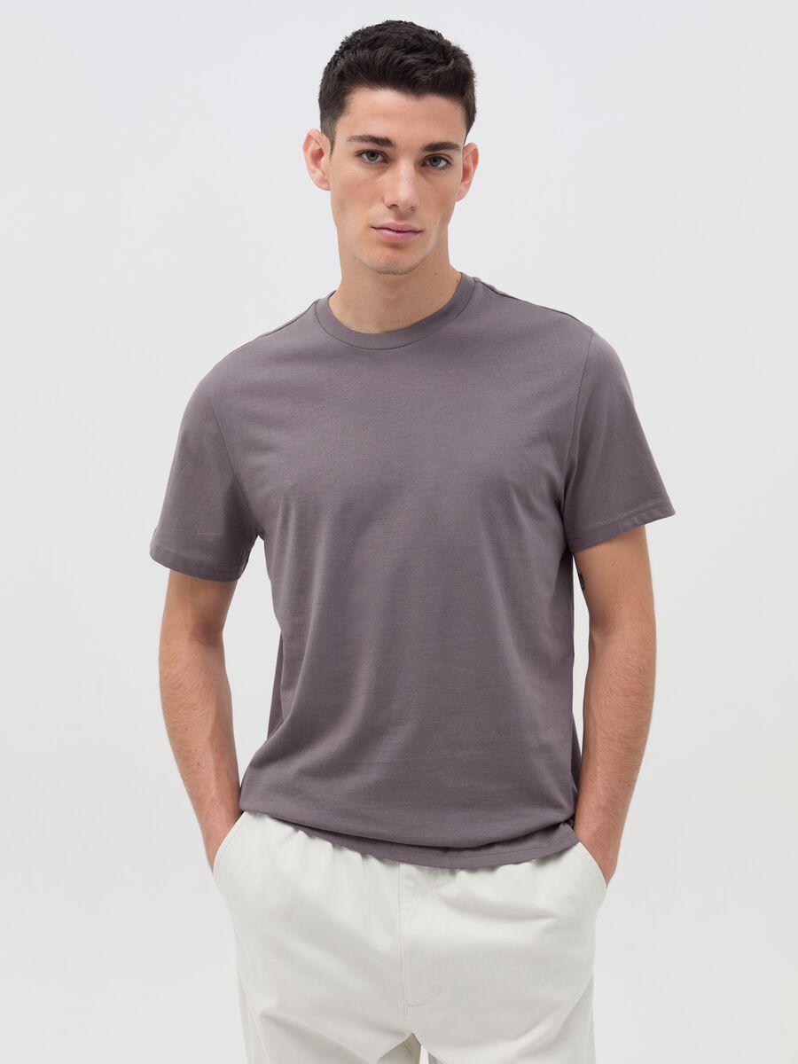 Cotton T-shirt with round neck_0