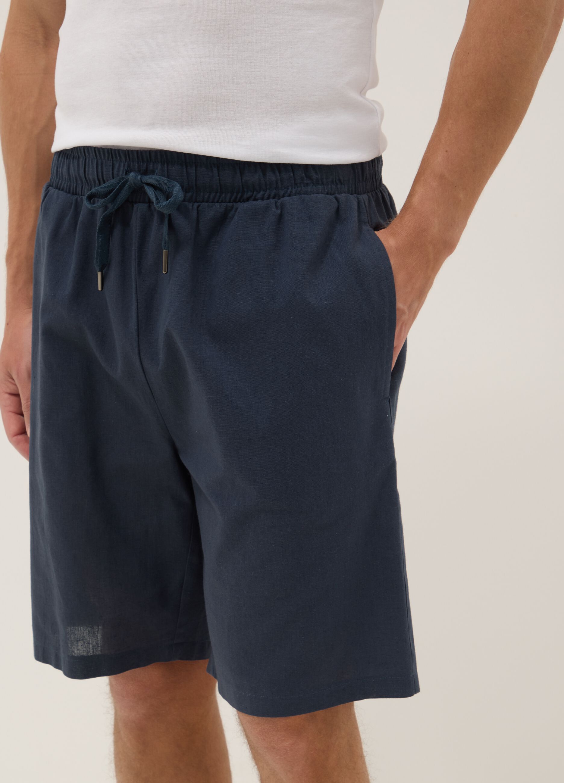 Blue cotton and linen blend pyjama shorts, regular fit