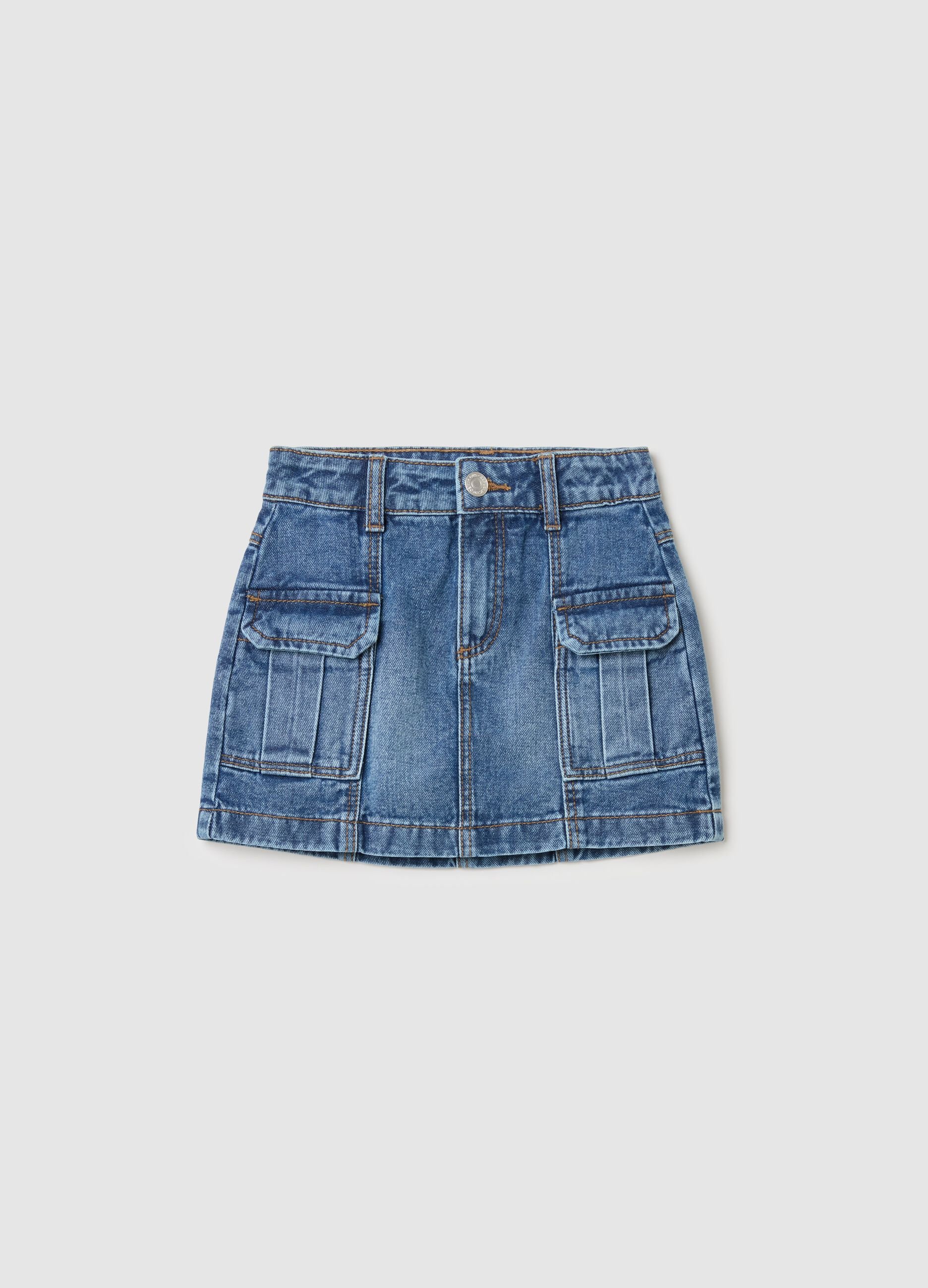 Denim miniskirt with pockets