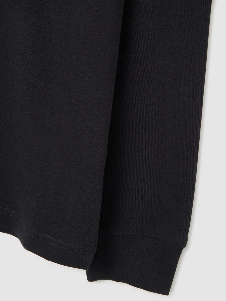 T-shirt nera a maniche lunghe in cotone_5