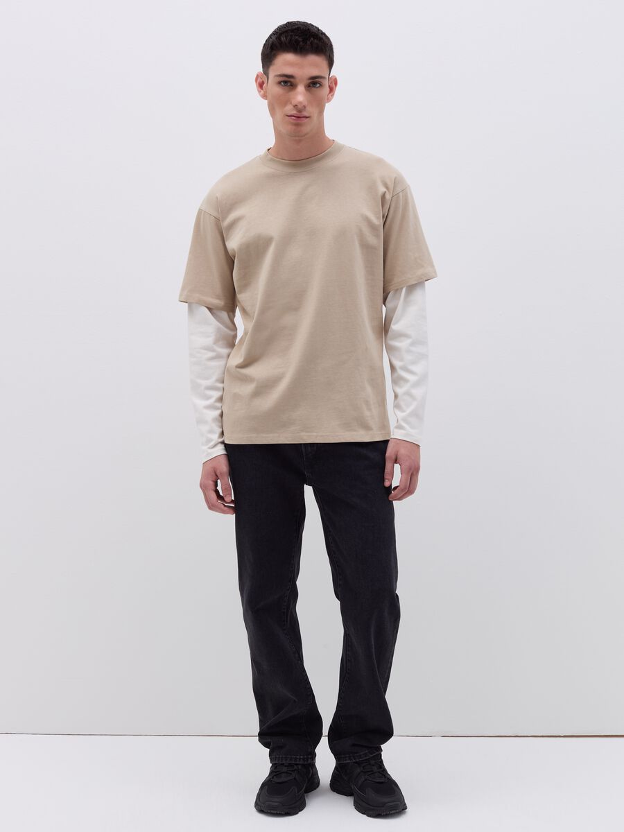 Double-sided T-shirt with striped sleeves_1