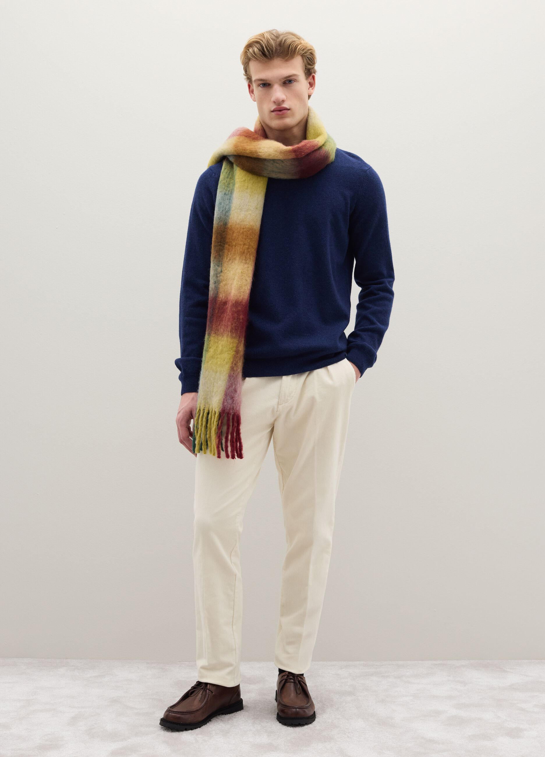 Blue crew neck pure lambswool sweater regular fit