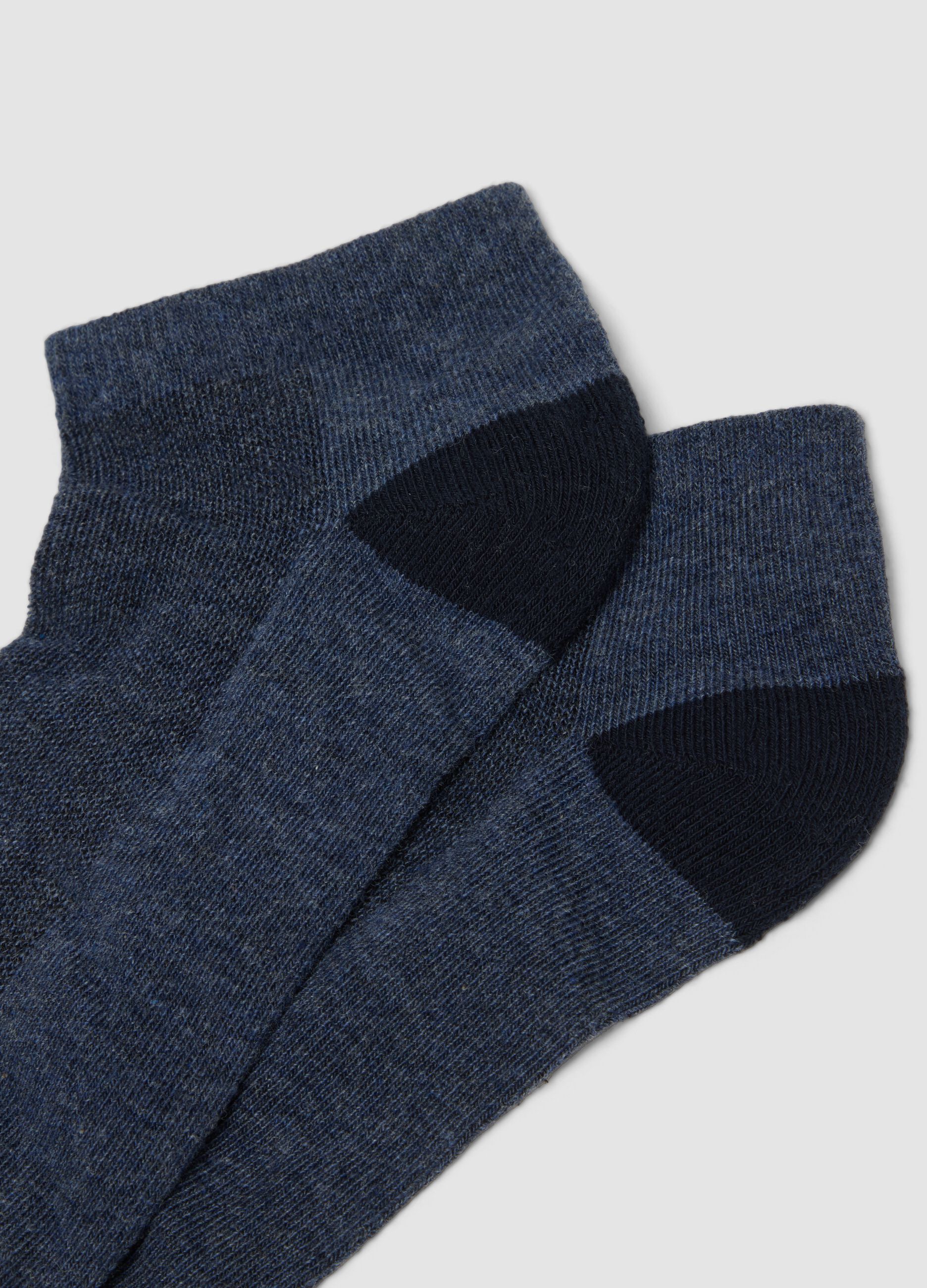 3-pack of blue ankle sports socks in stretch organic cotton
