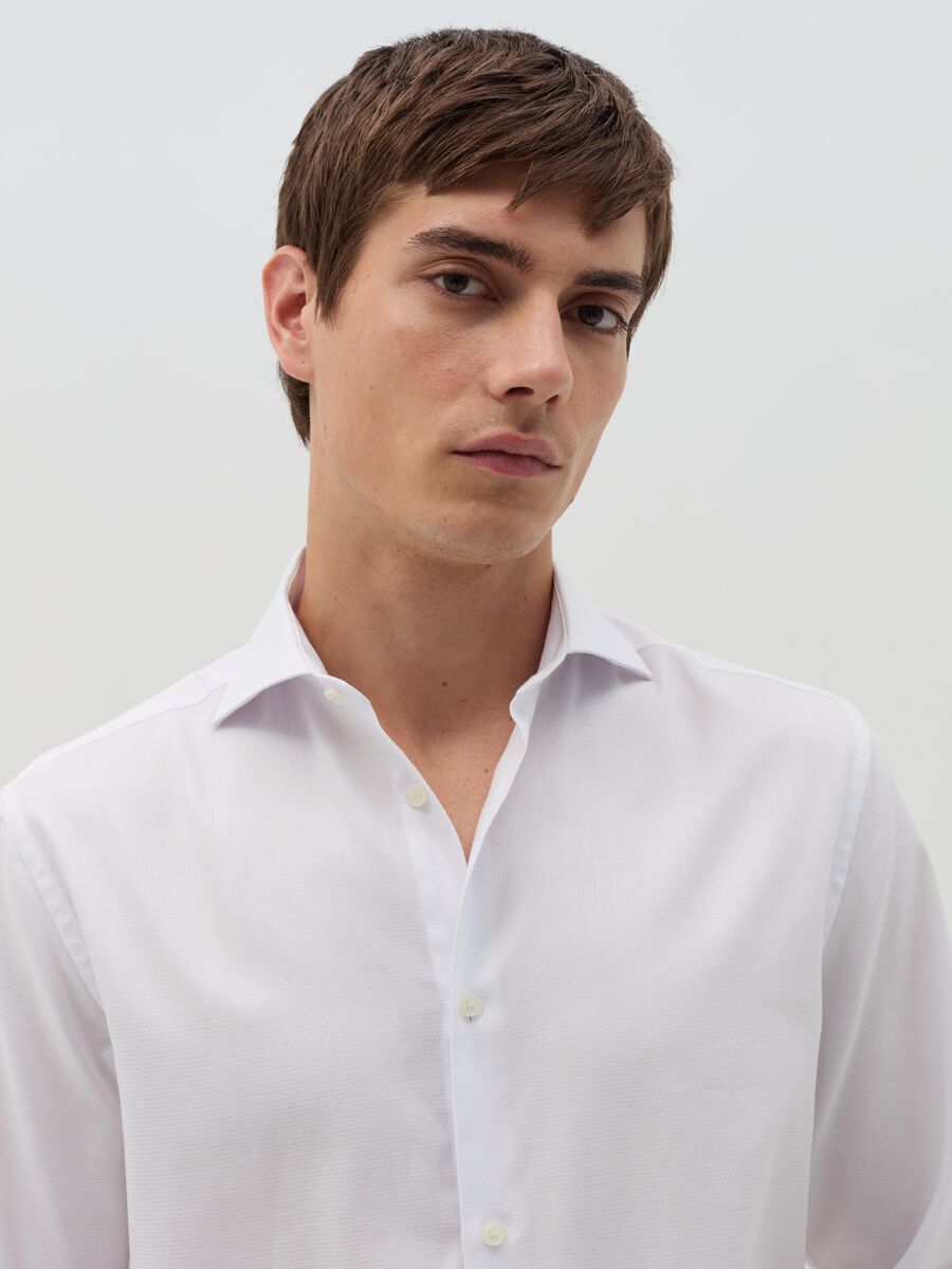 Regular-fit shirt in easy-iron cotton_2