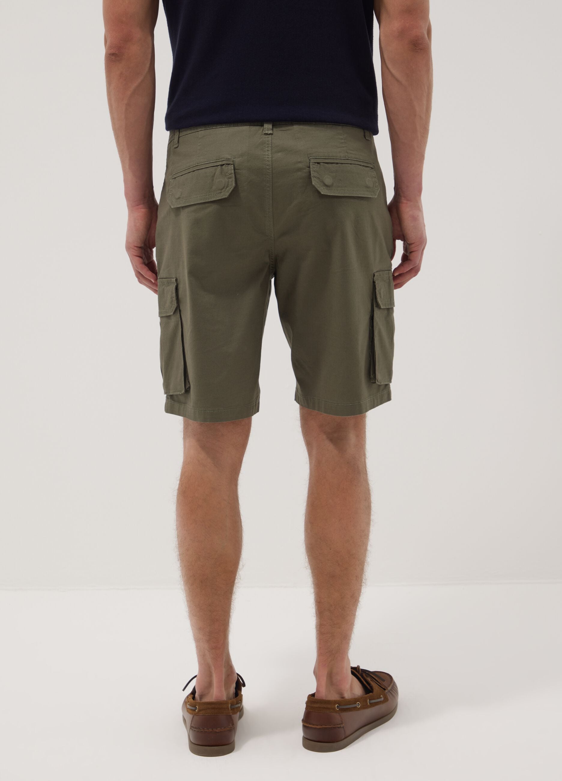 Green stretch cotton cargo Bermuda shorts