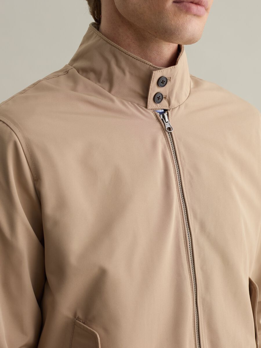 Full-zip bomber jacket with high neck_3