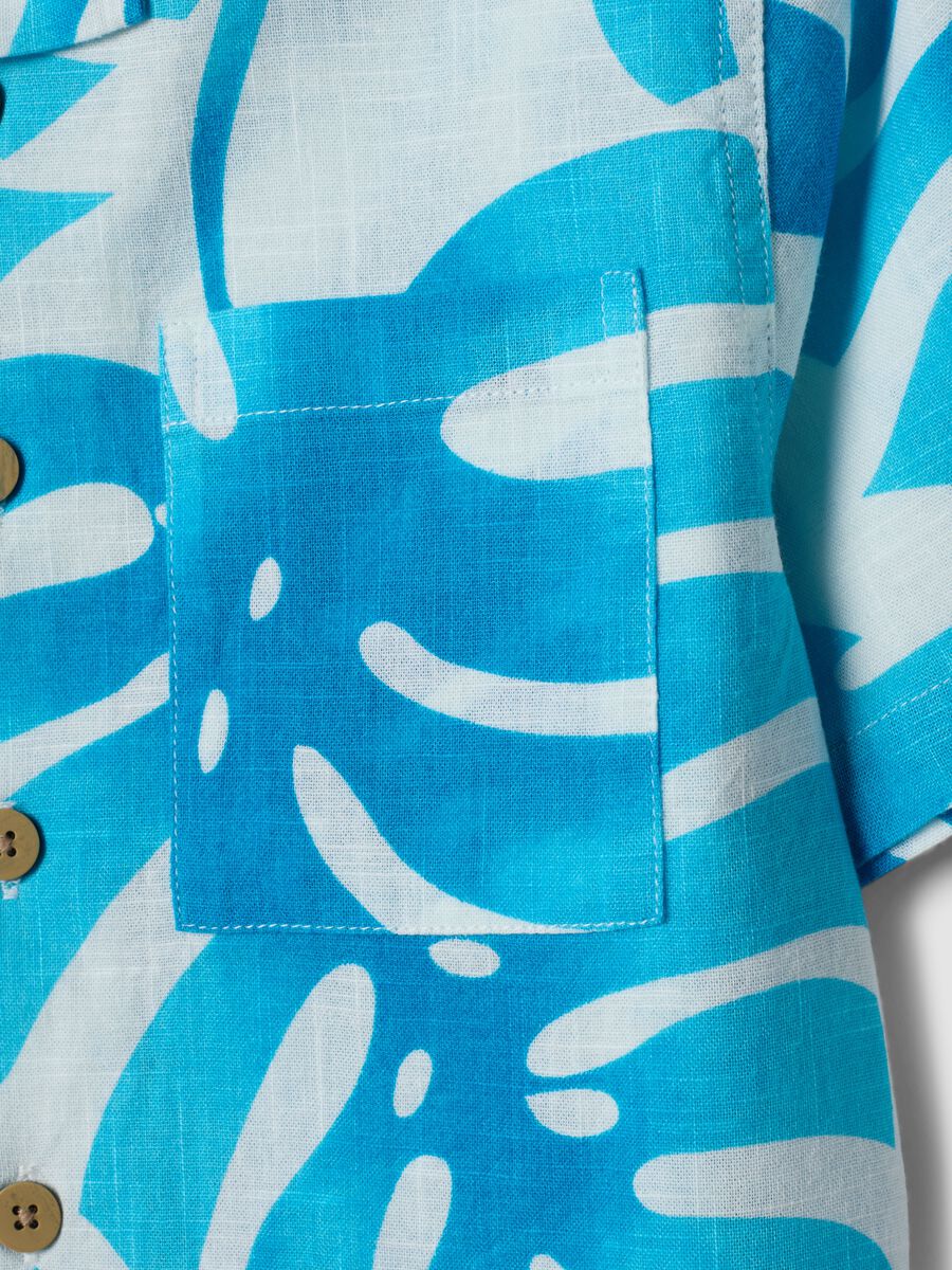 Blue and white pure cotton shirt with tropical print_2