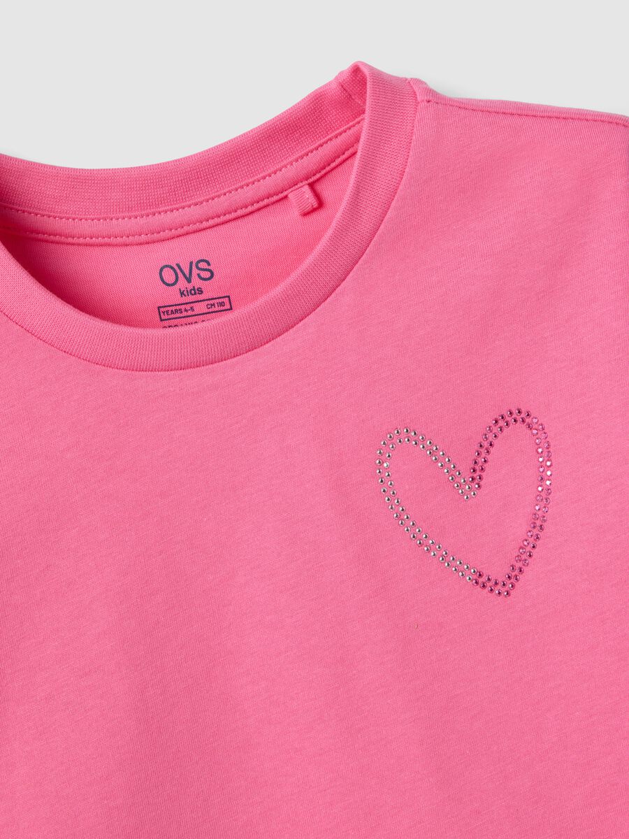T-shirt in puro cotone rosa da bambina boxy fit con cuore_2