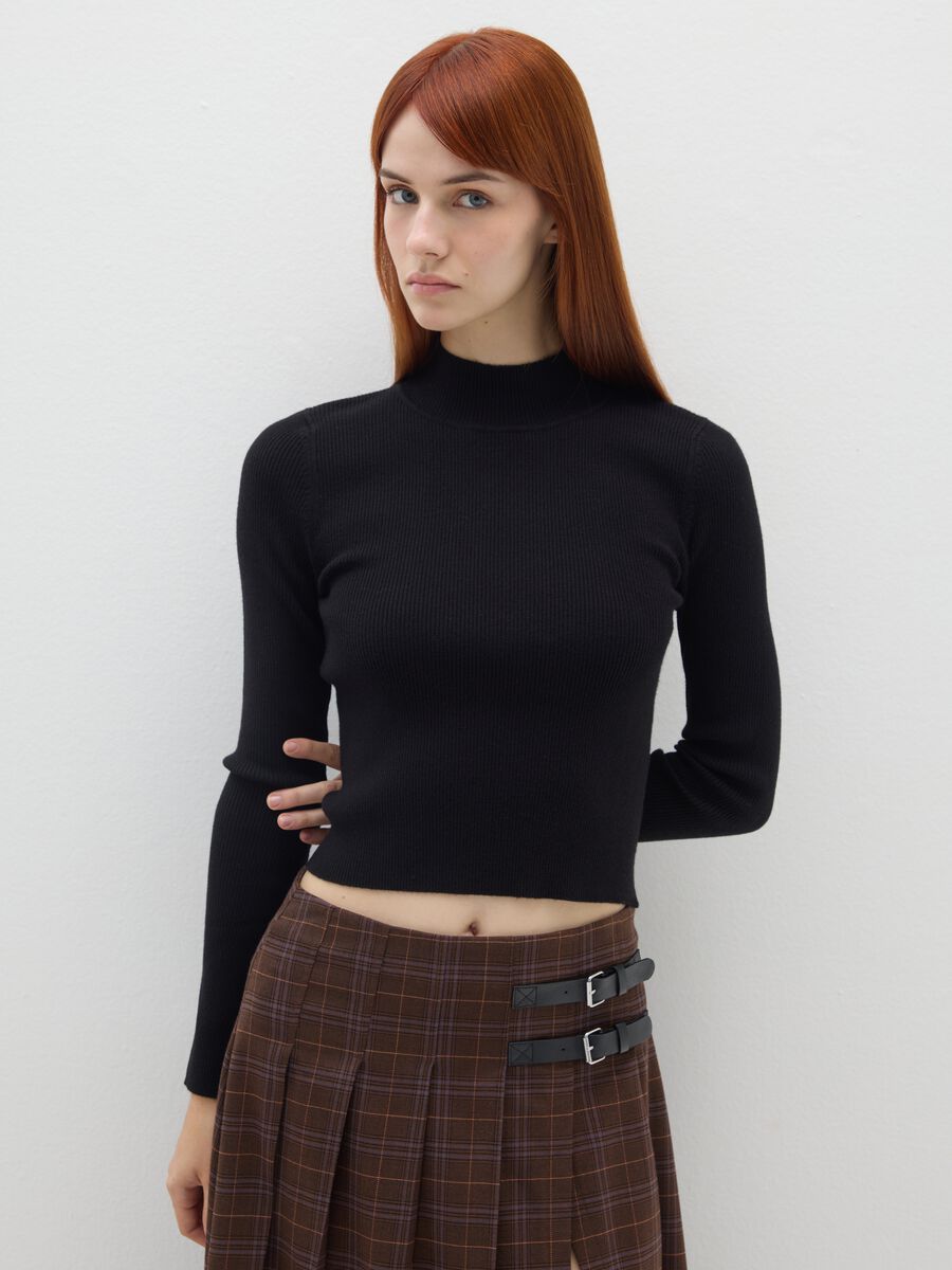 Maglione a collo alto nero_0