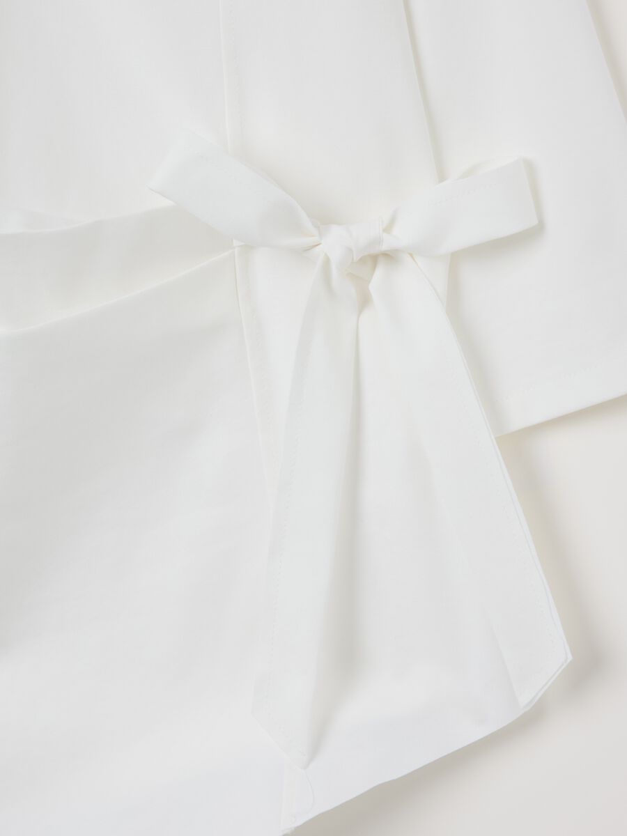 White blouse with bow_5
