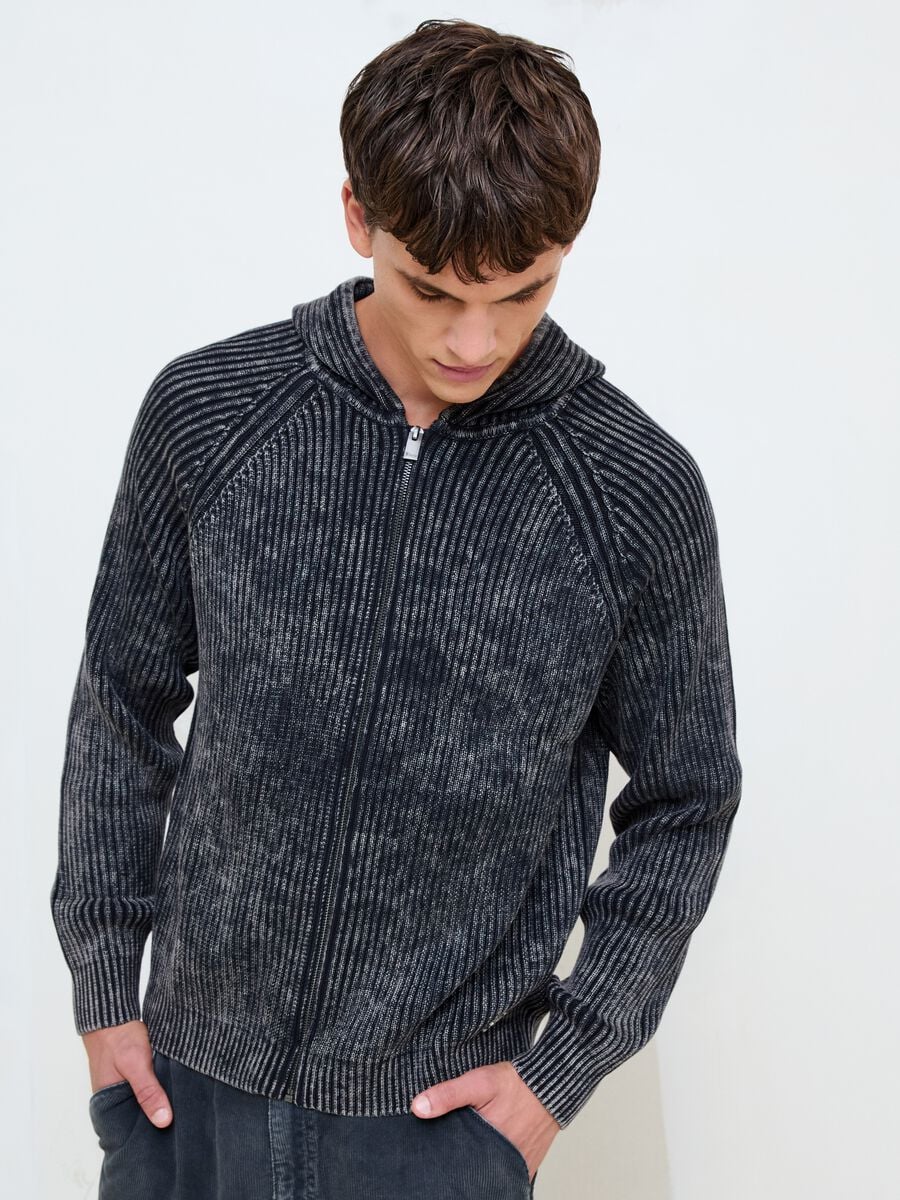 Vintage Grey Ribbed Knit Hoodie_1