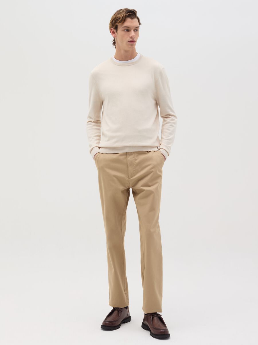 Chino trousers_0