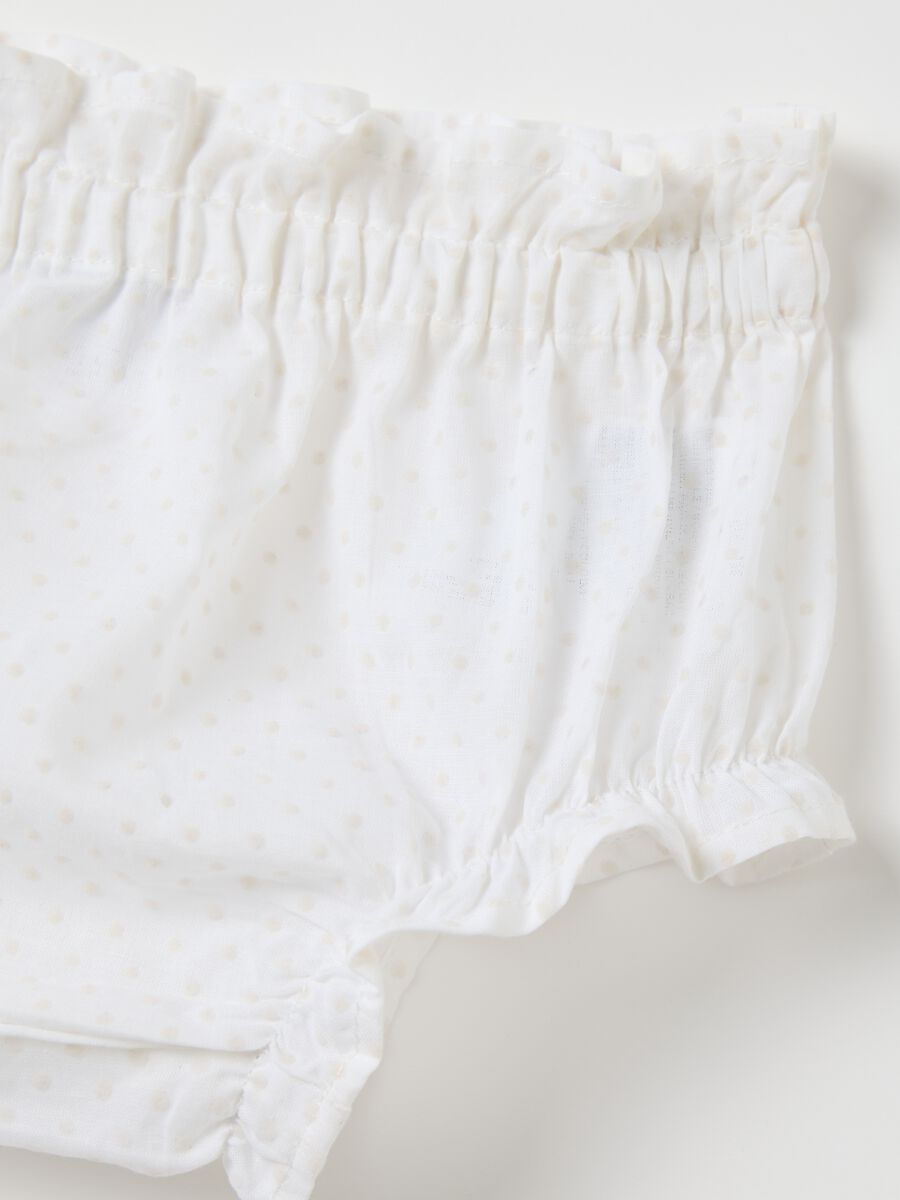 White dress and culottes set in cotton with gathered details_2
