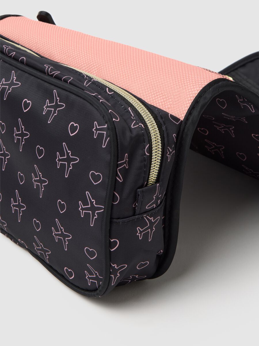 Multicolour Beauty Case with Patterns_2