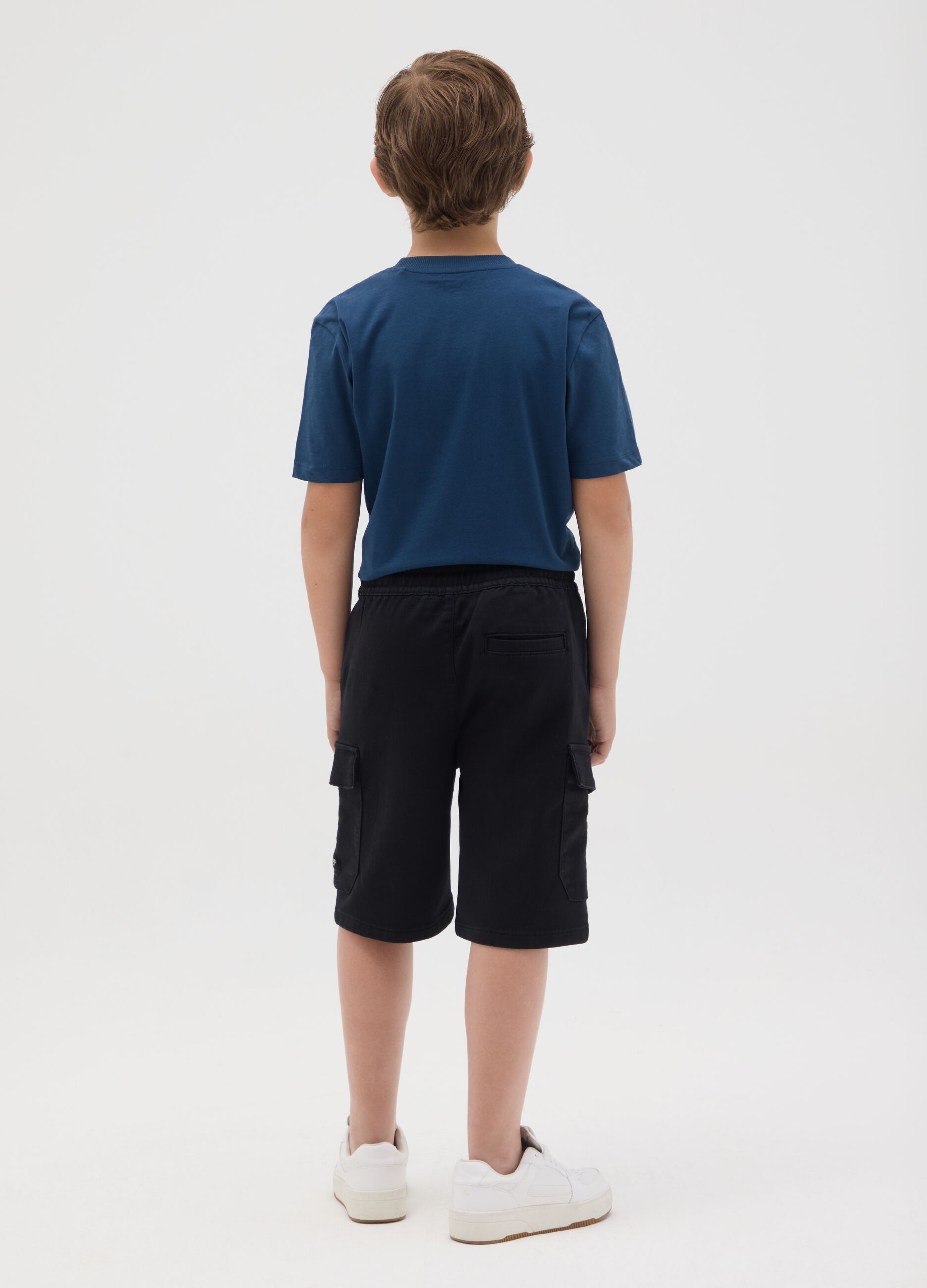 Boys' black cotton blend regular fit shorts with pockets
