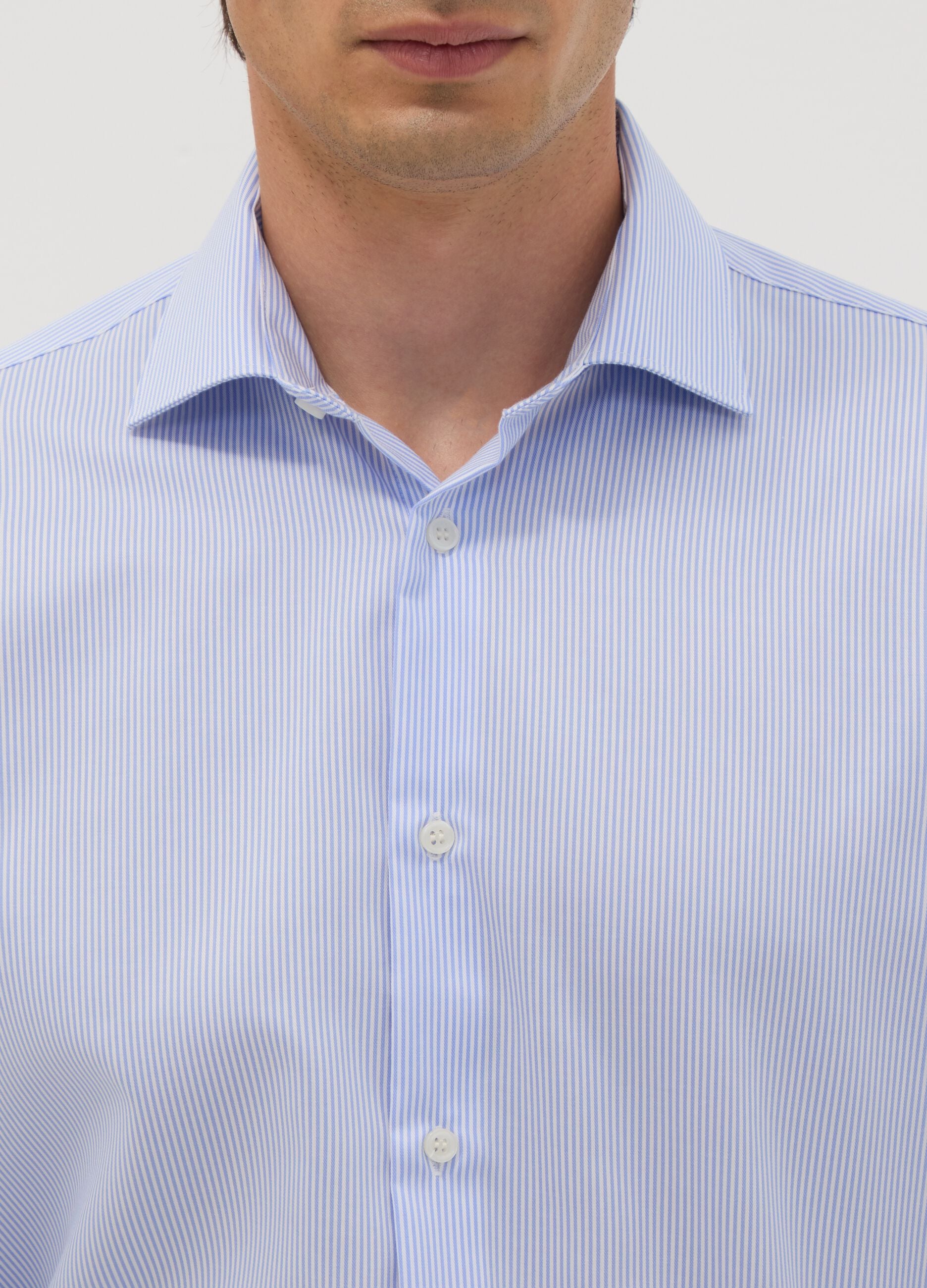 Light blue striped pure cotton shirt with classic collar, regular fit