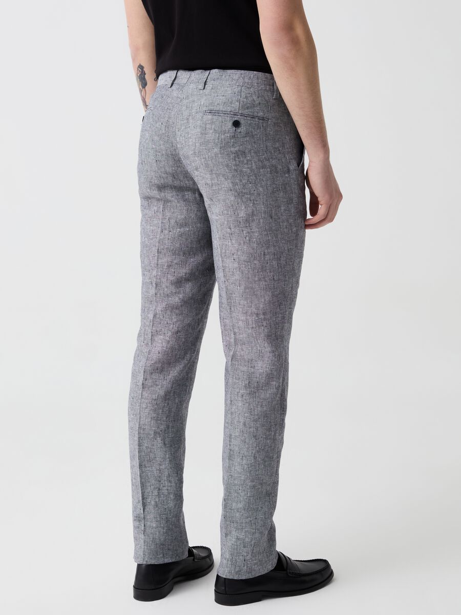 Slim-fit trousers in linen_2