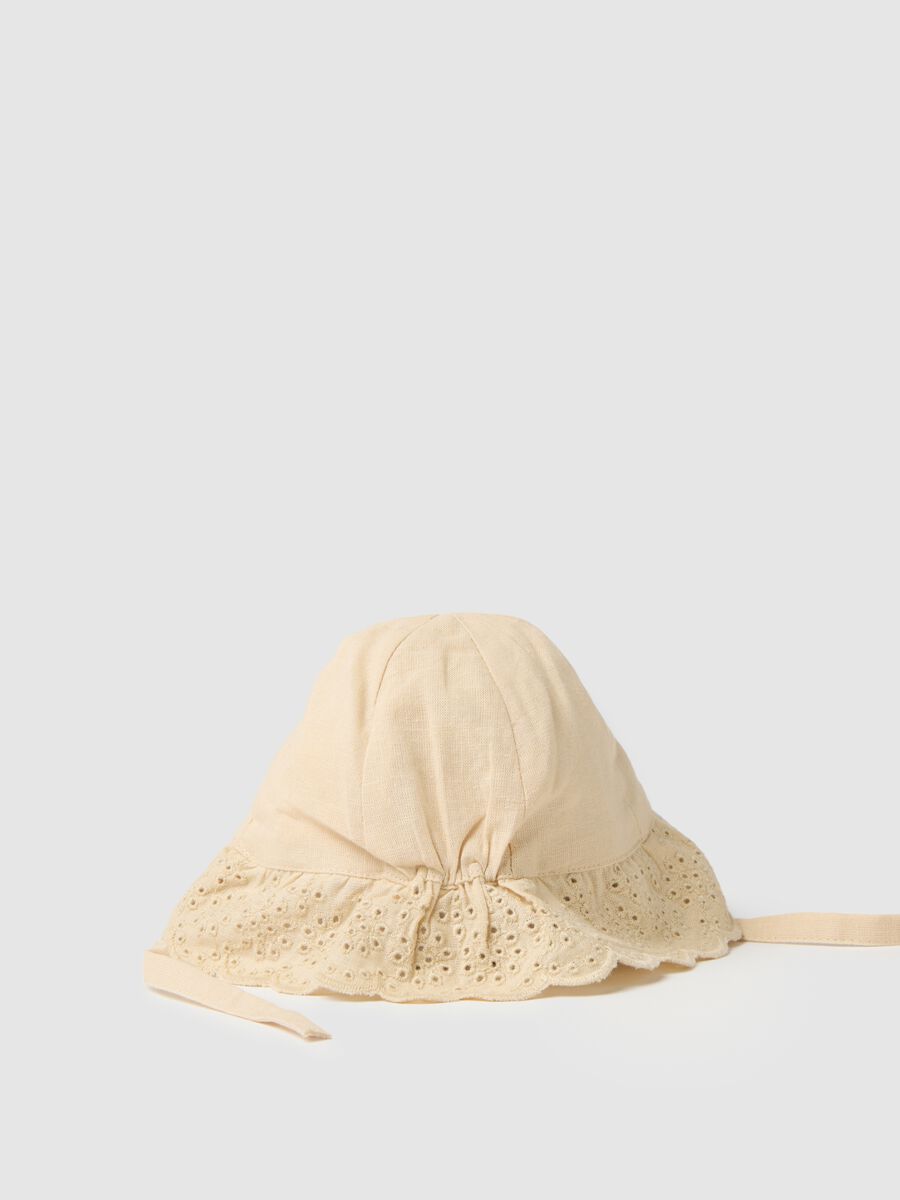 Baby girl's beige cotton and linen bucket hat with embroidery_1