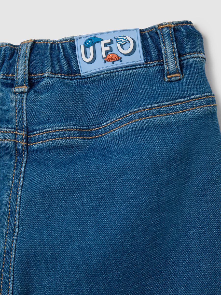 Baby boy denim cargo trousers in regular fit_3