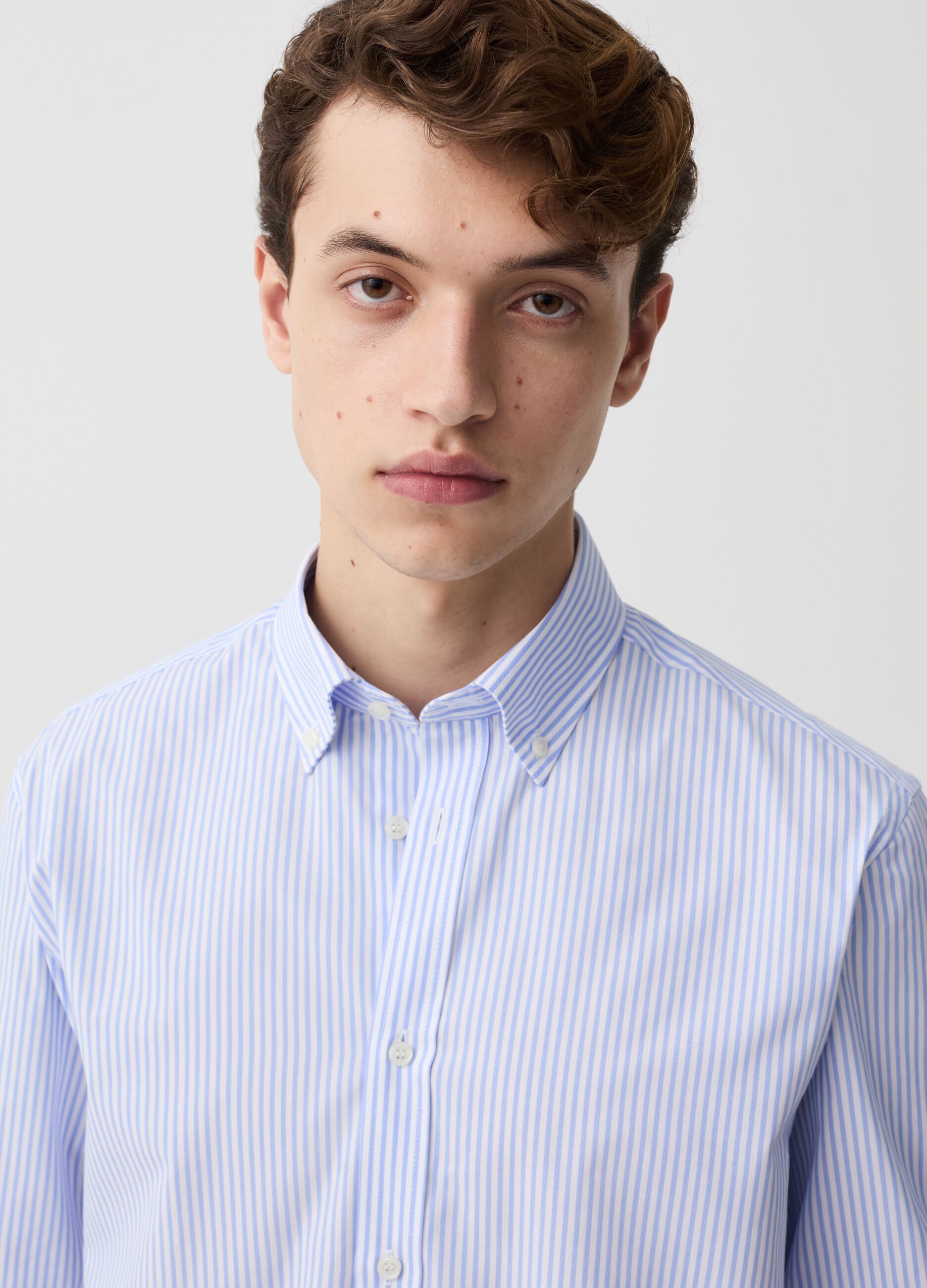 Regular-fit easy-iron striped shirt