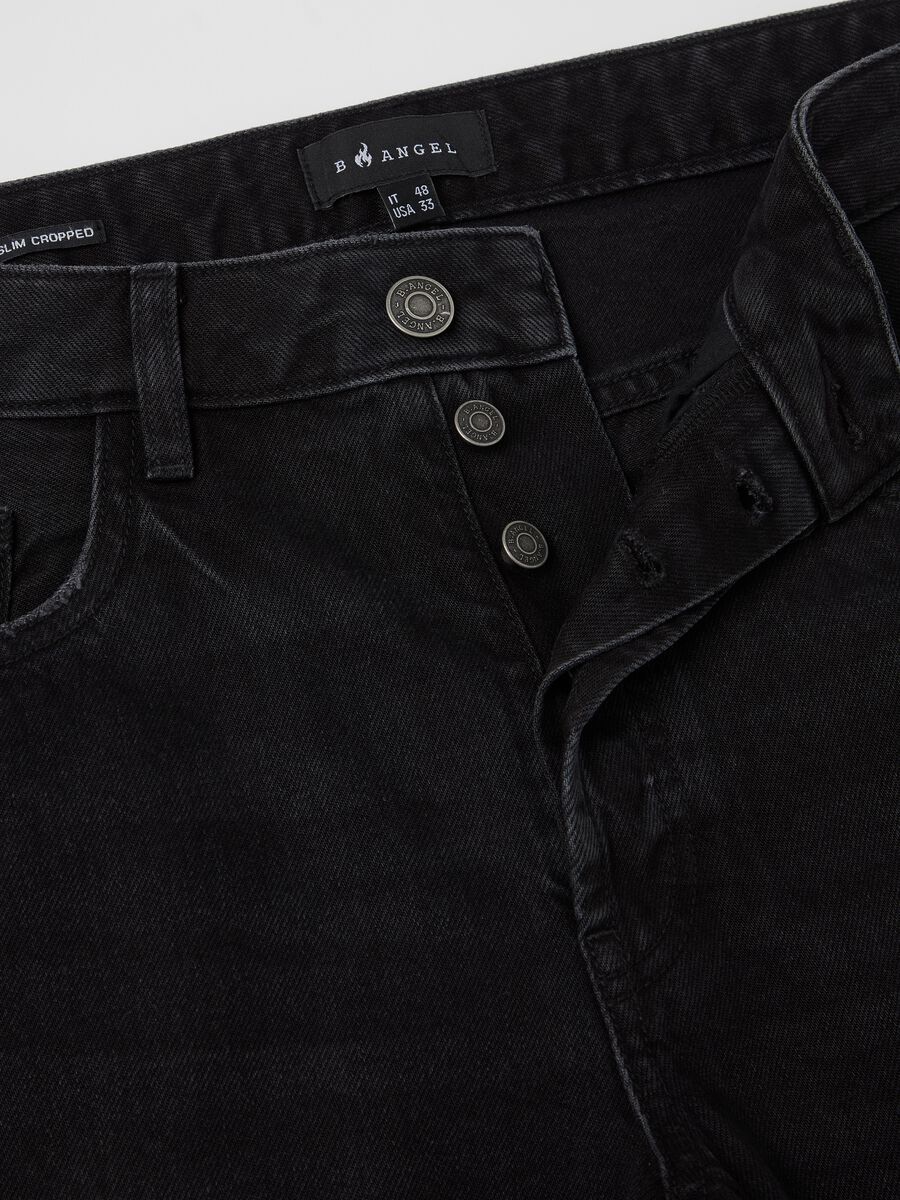 Slim-fit jeans with five pockets_5