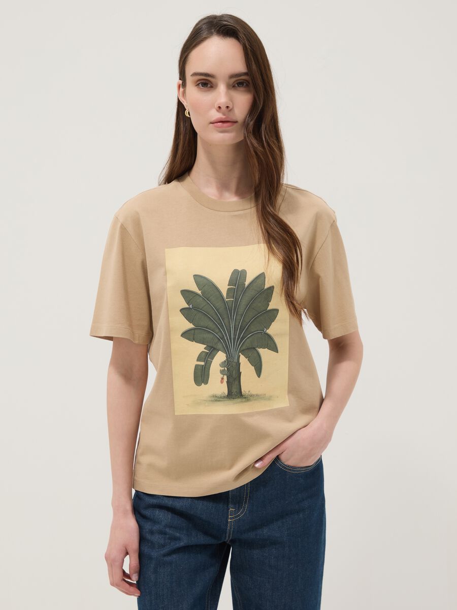 T-shirt beige in puro cotone con stampa frontale_0