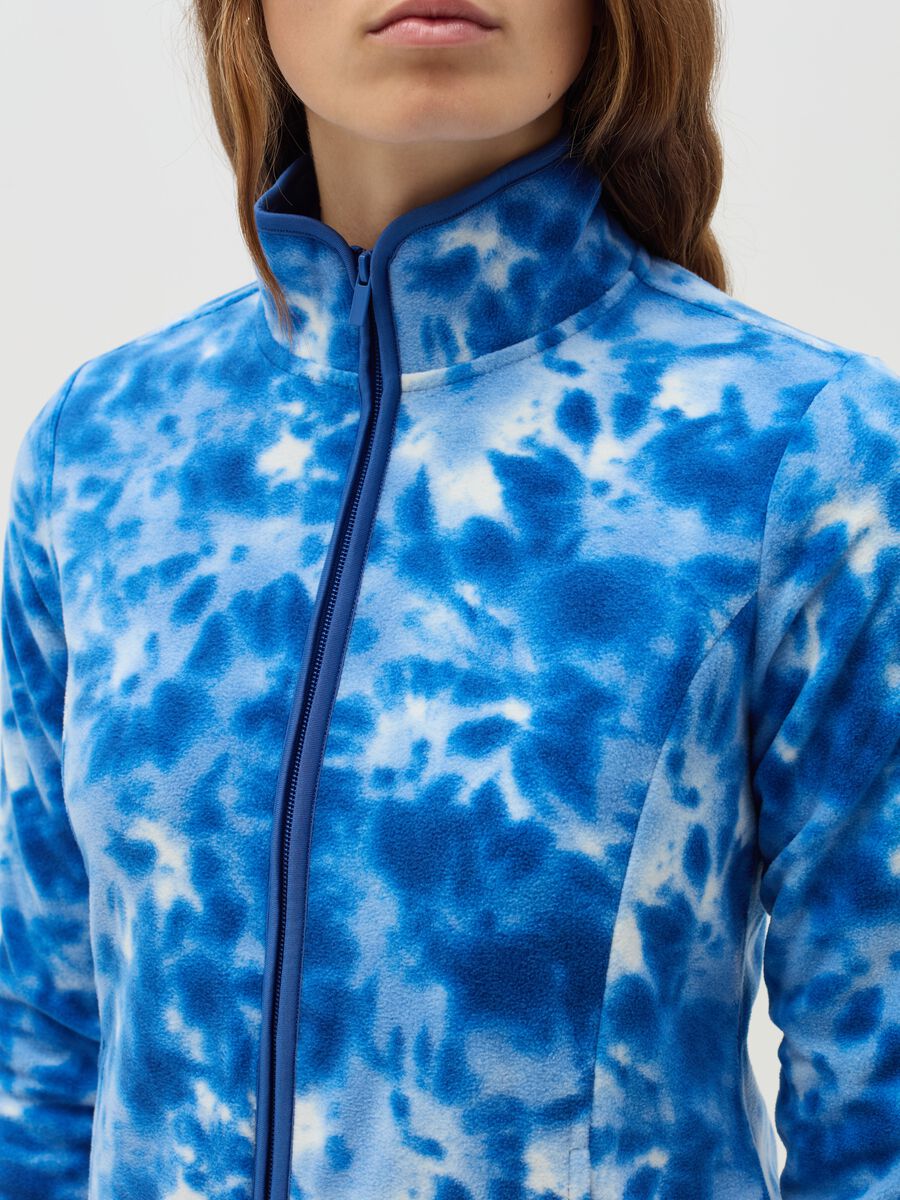 Full-zip Tie Dye in pile_3