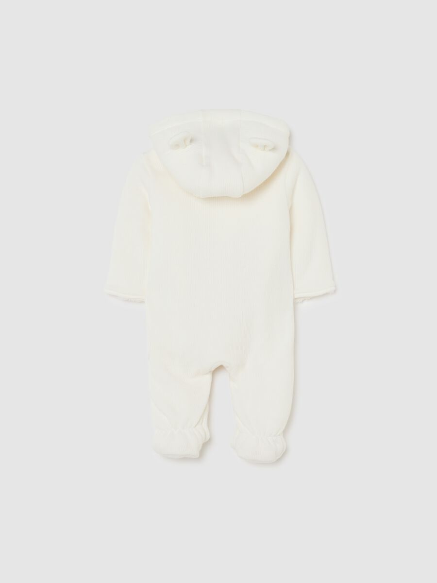 White cotton blend baby onesie with hood and buttons_1
