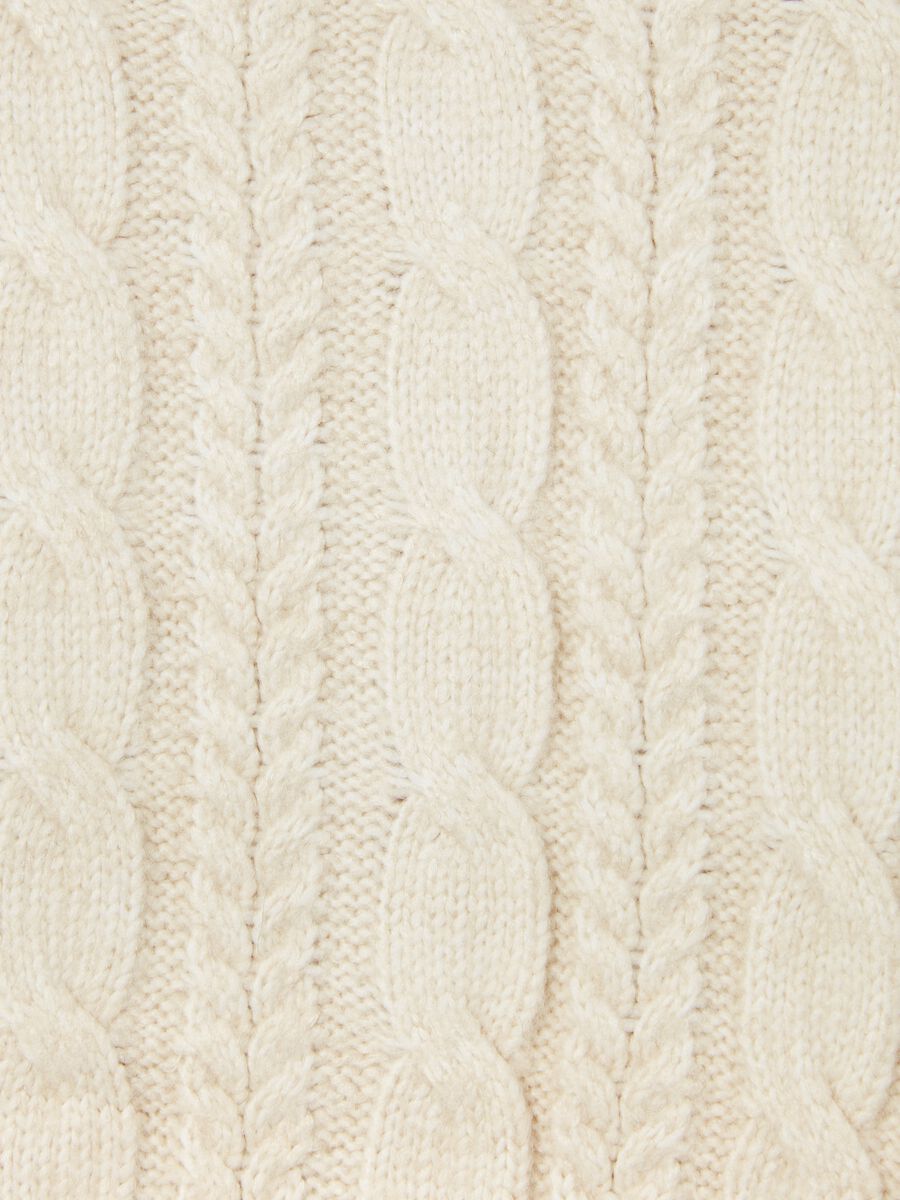 Cardigan with cable-knit design_3