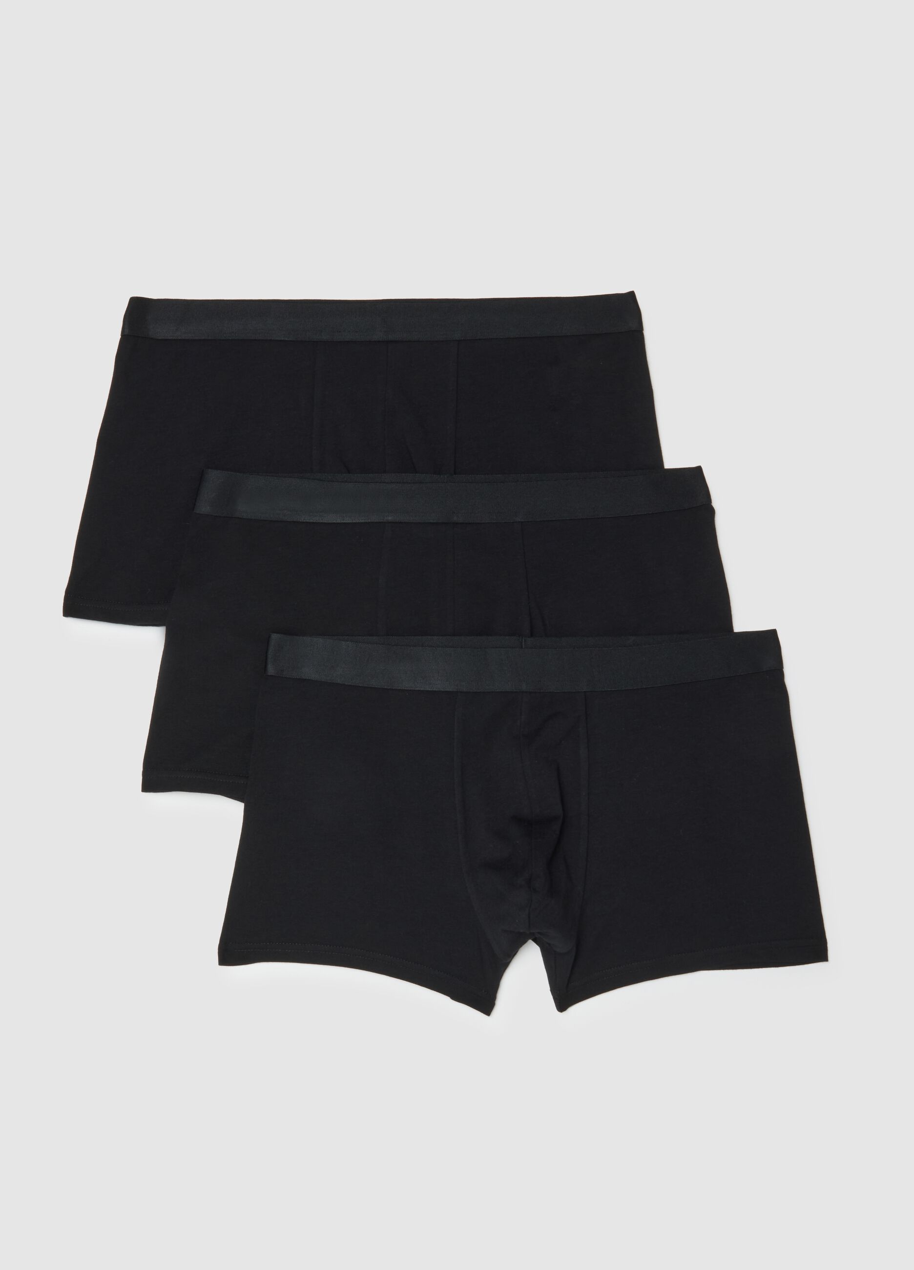 Three-pack of regular fit black stretch cotton boxers