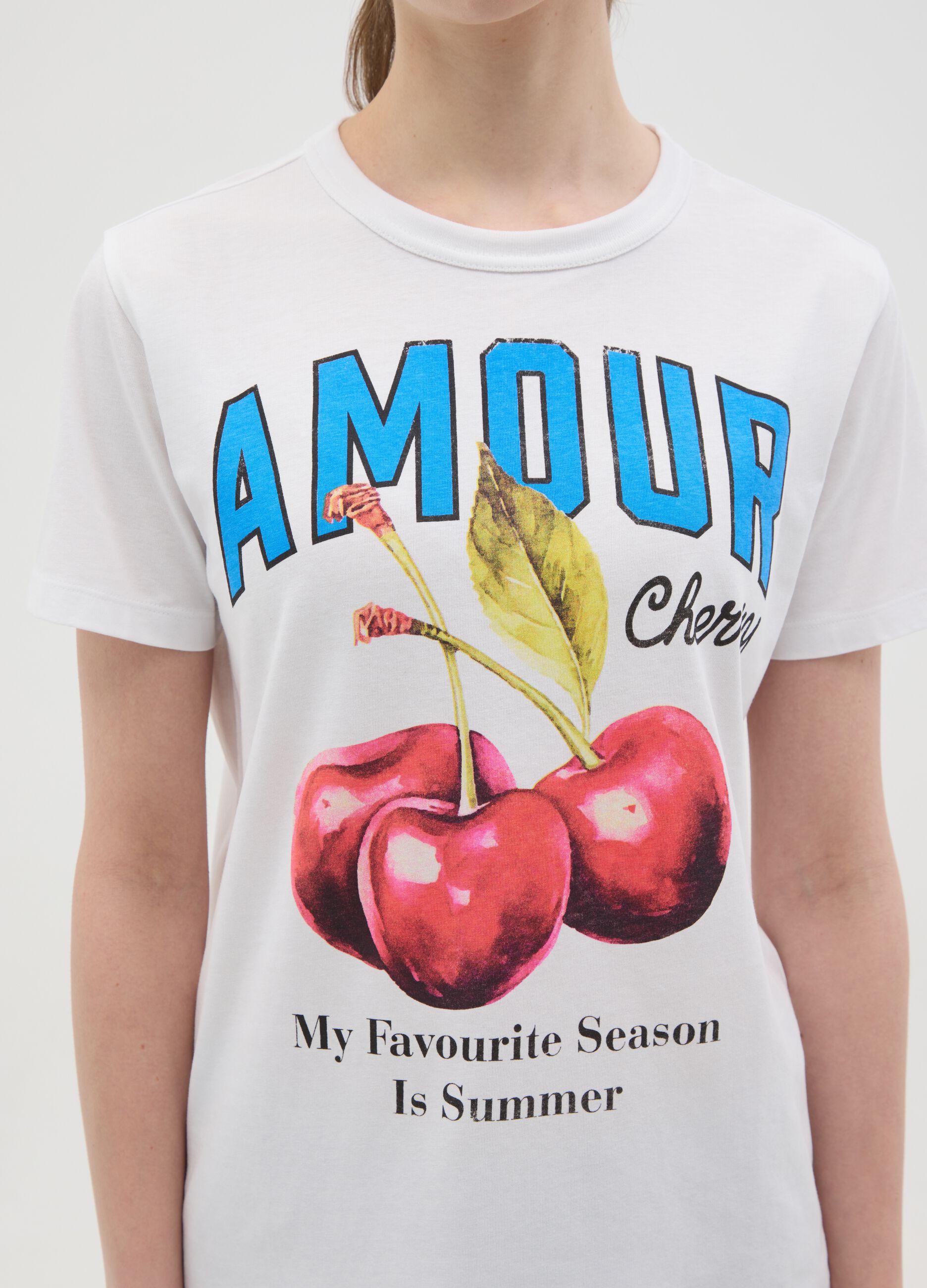 White T-shirt in cotton with "Amour Cherry" print