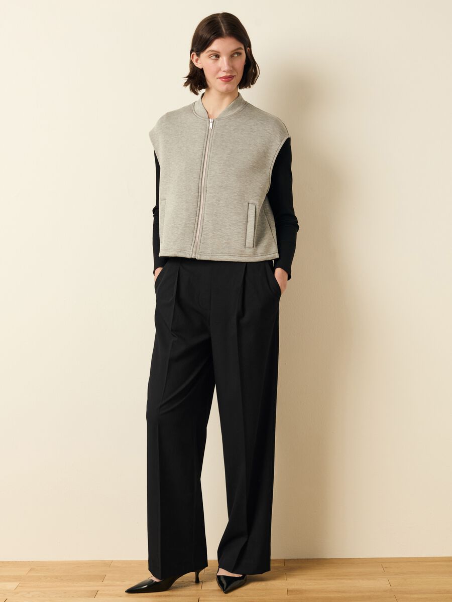 Wide-leg jogger trousers with drawstring_1