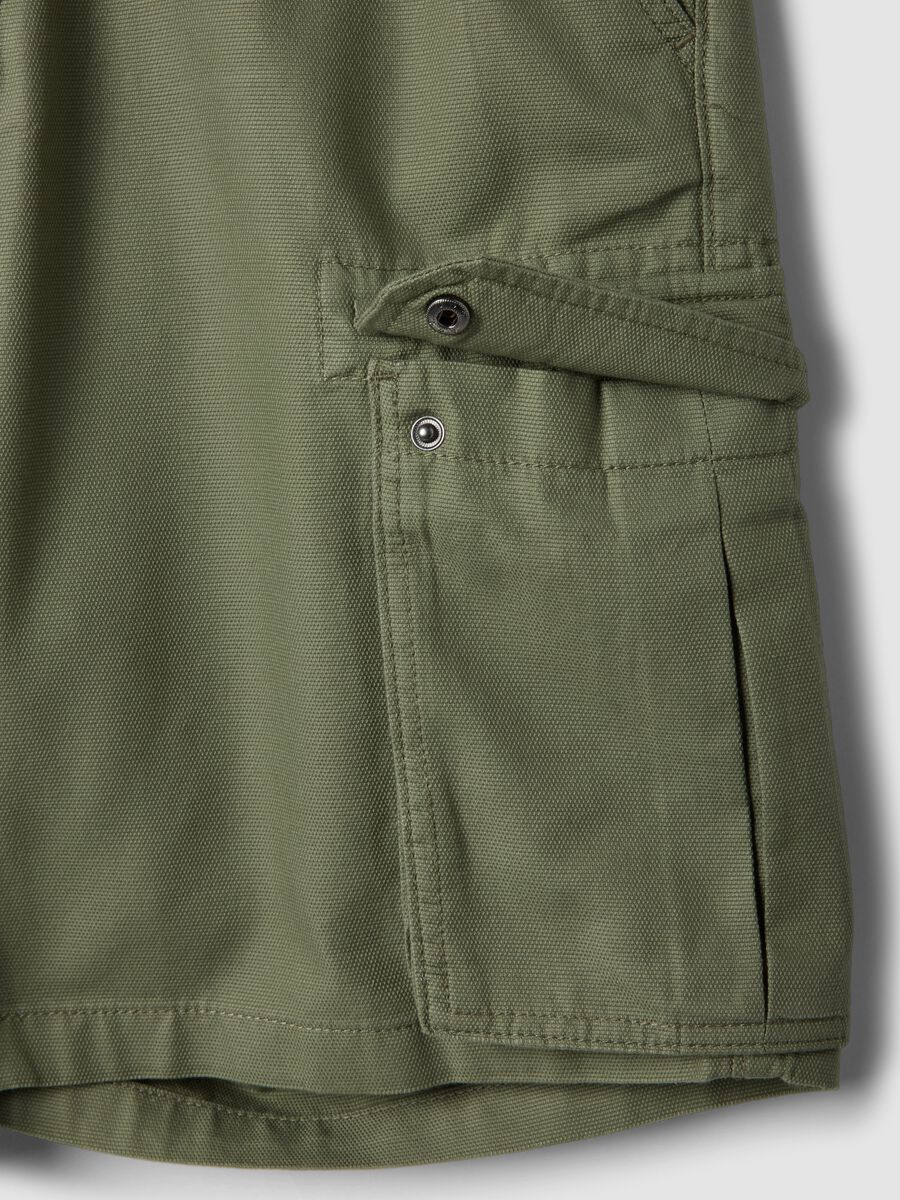 Green cotton cargo Bermuda shorts, regular fit_5