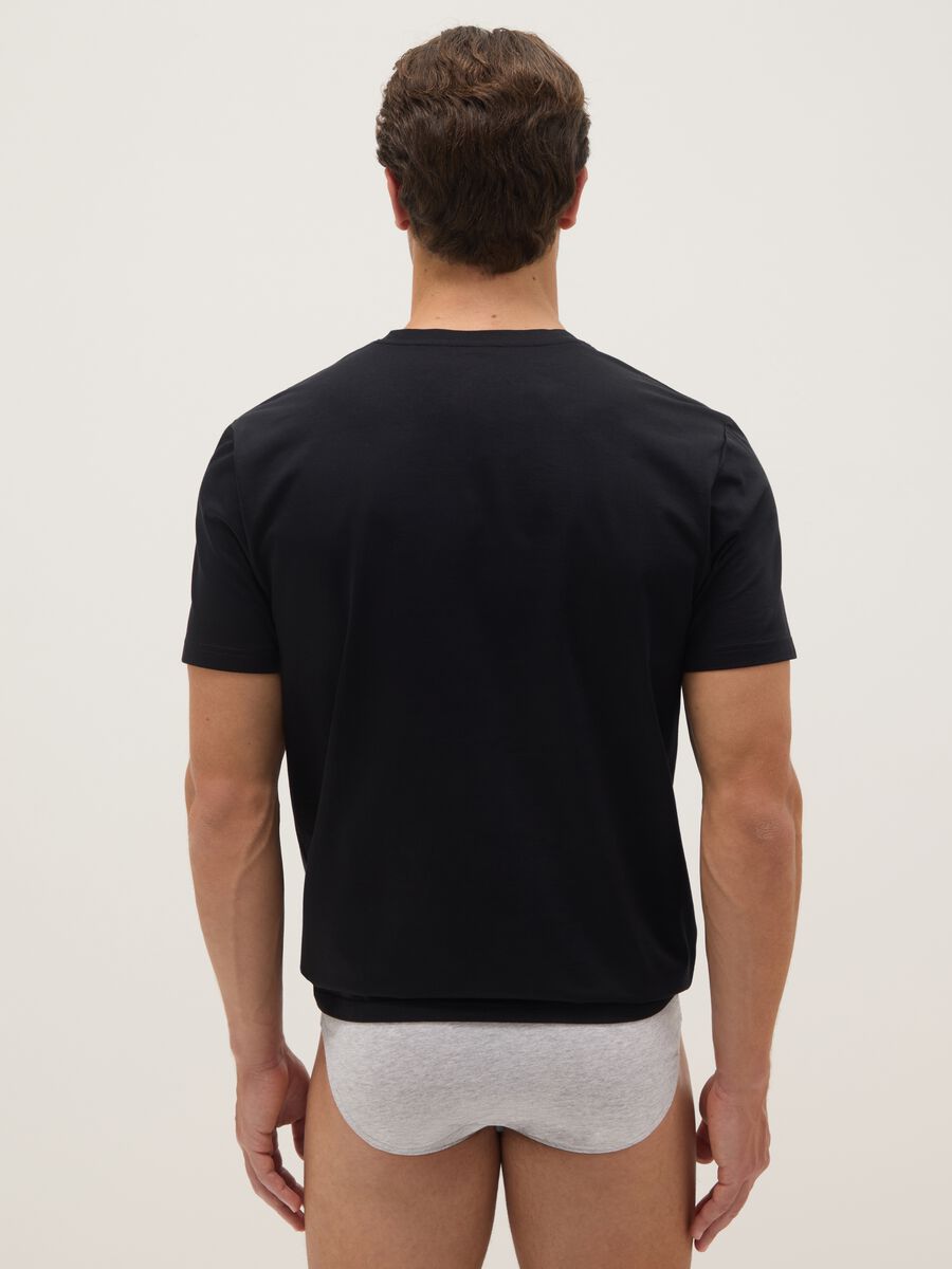Black pure cotton regular fit t-shirt_2