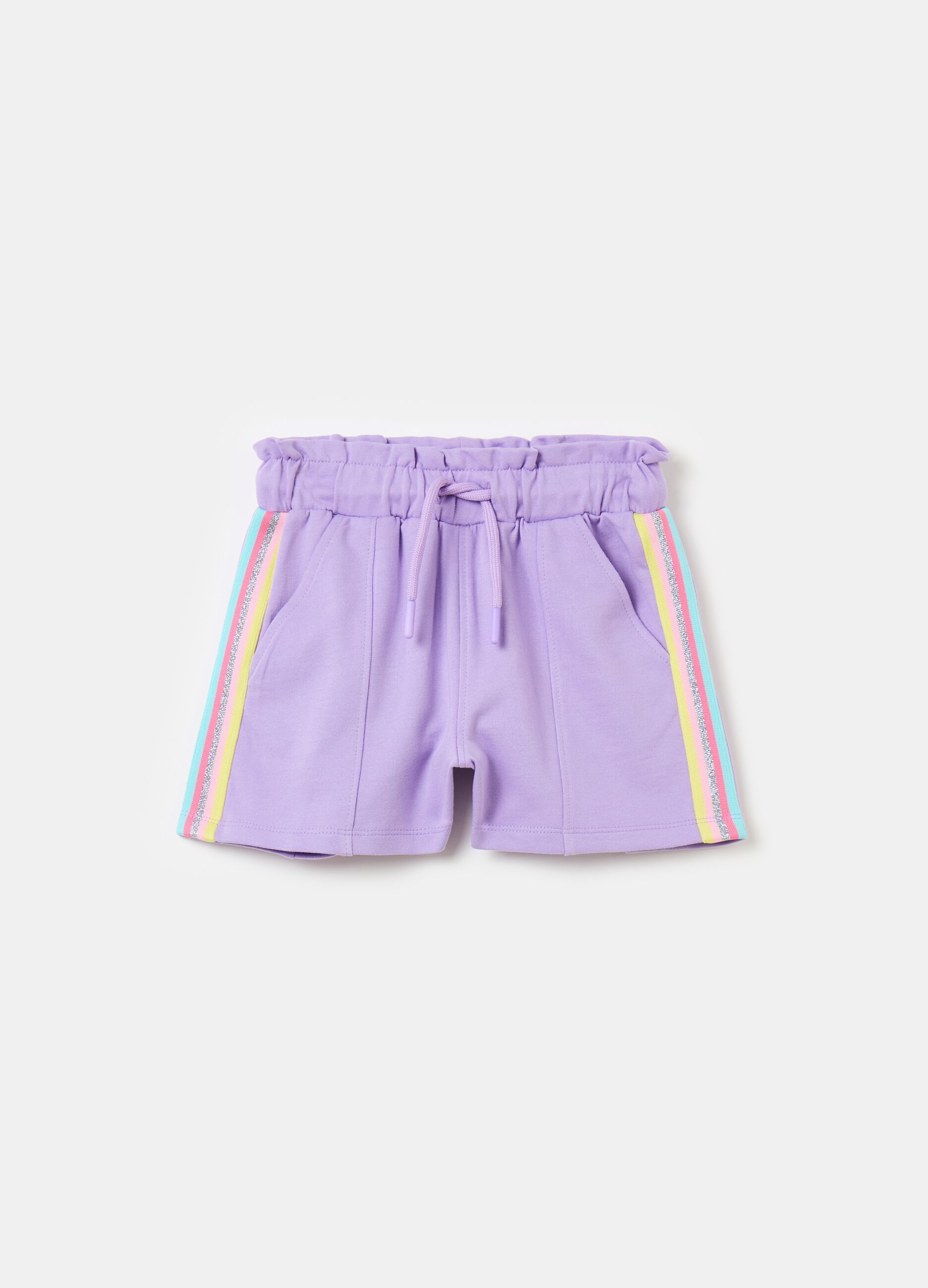 Shorts with striped bands and drawstring