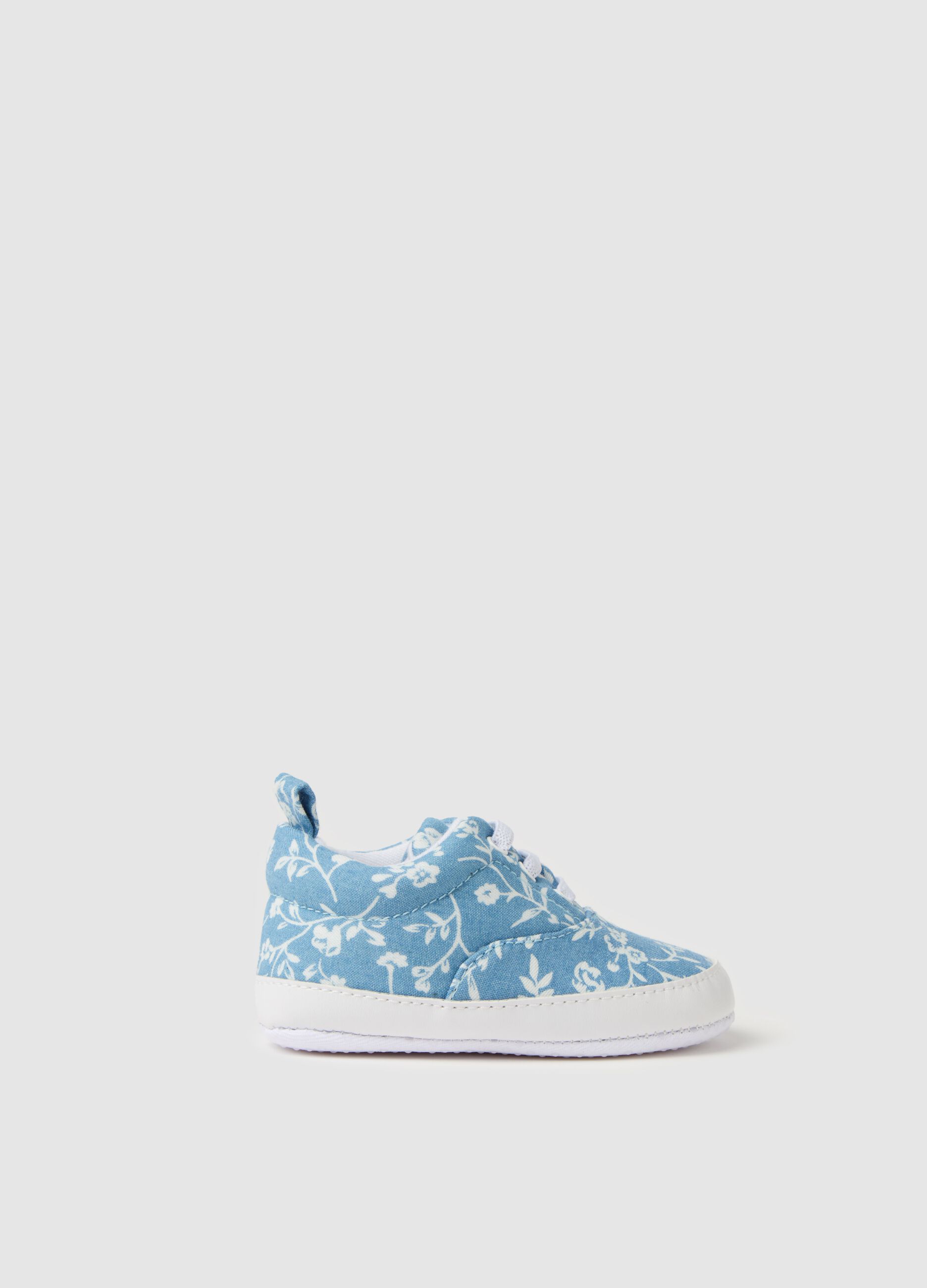 Scarpine in denim con stampa floreale 