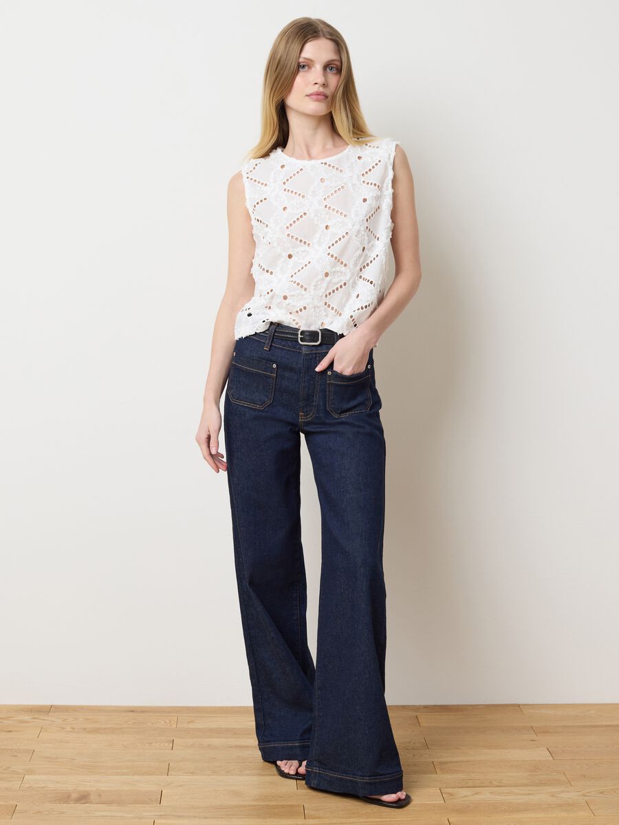 White top in cotton broderie anglaise_2