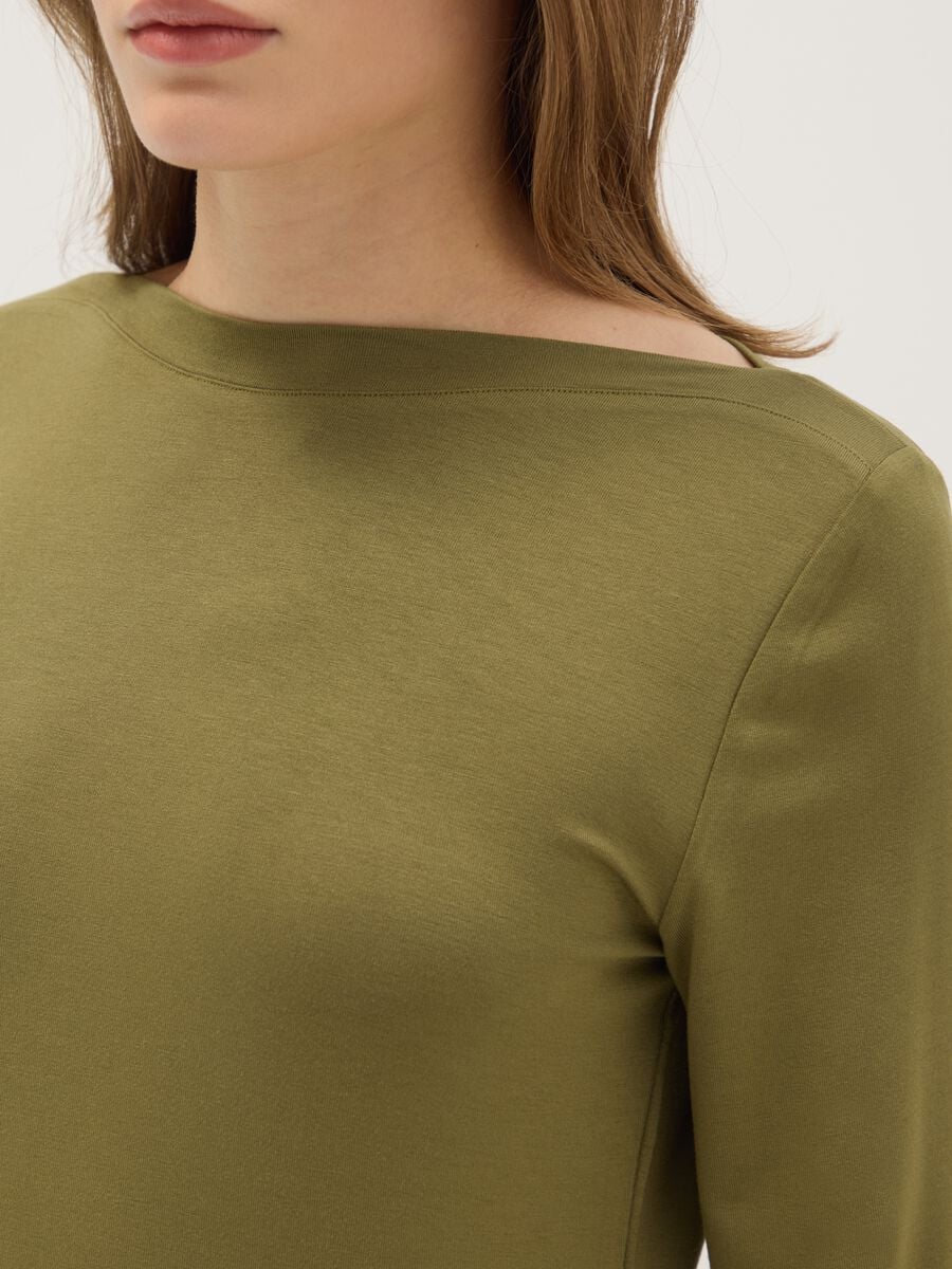 T-shirt girocollo verde a maniche lunghe regular fit_3