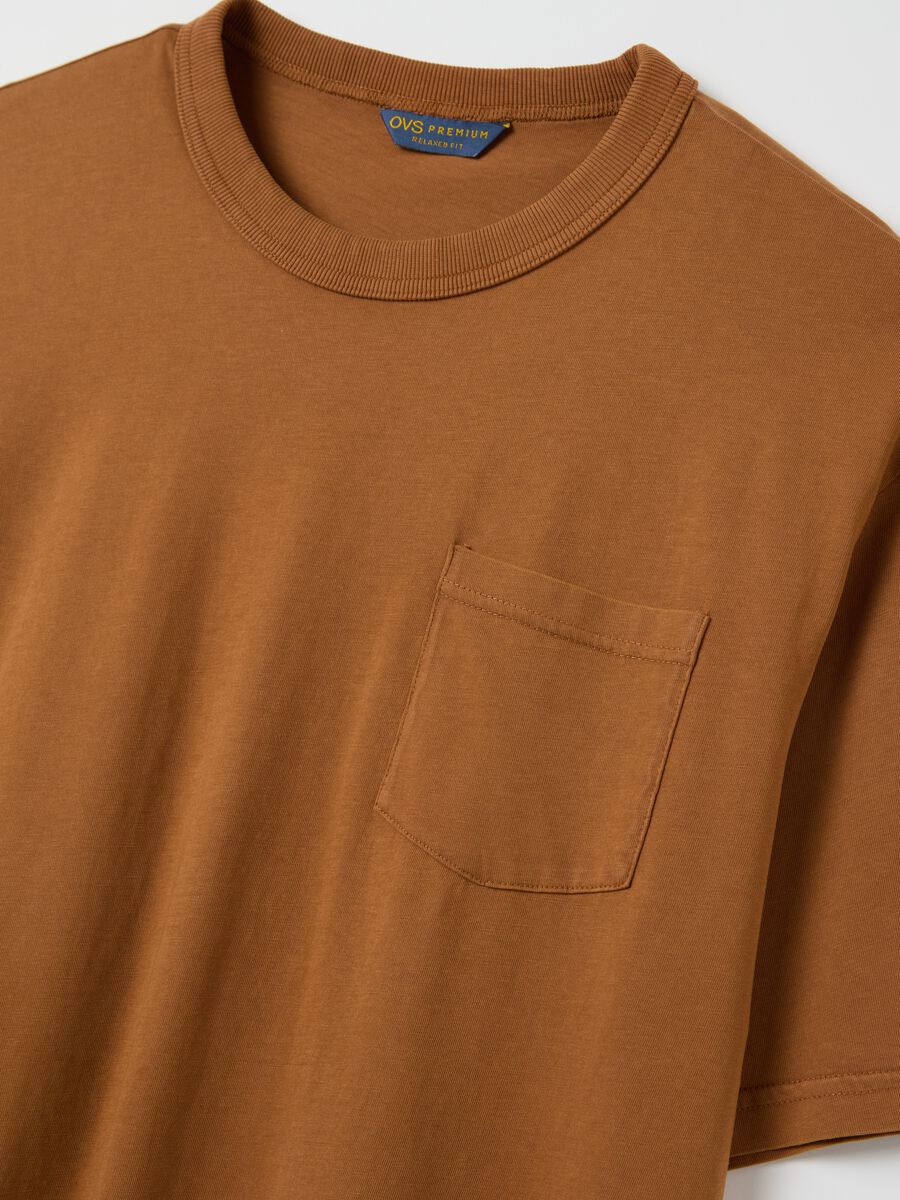 Relaxed-fit T-shirt in cotton with pocket_5