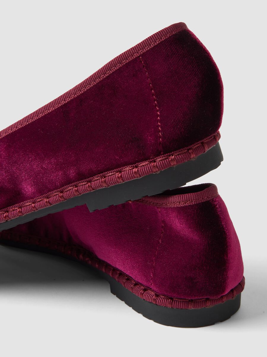 Classic burgundy red Friulane with jewel embroidery_2