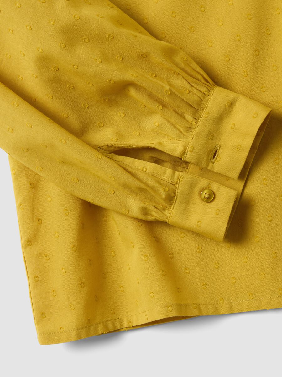 Yellow pure cotton regular fit deep V shirt with polka dots_5