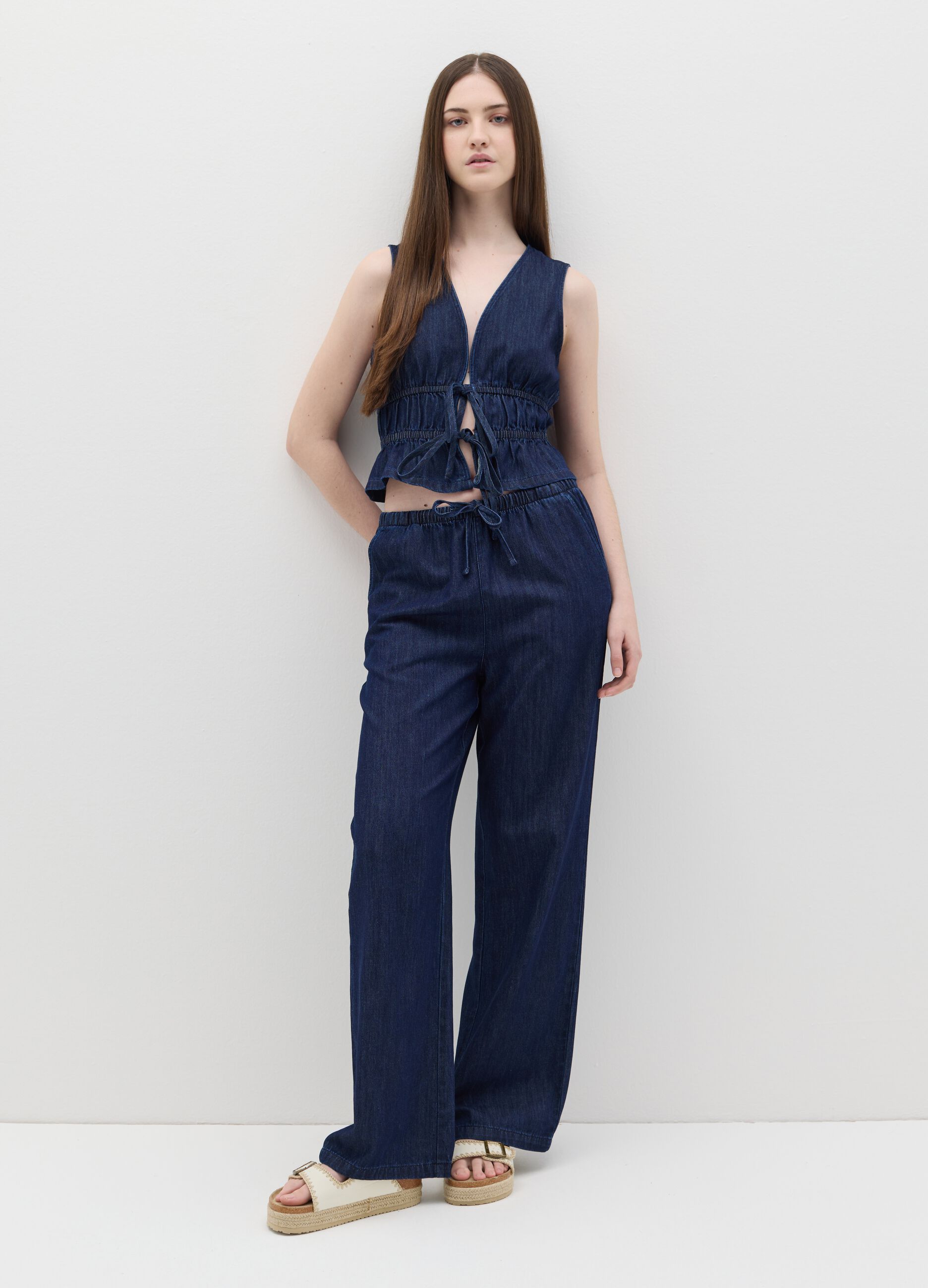 Wide-leg trousers in denim