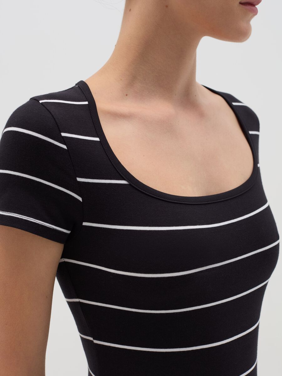 Striped bodysuit with short sleeves_2