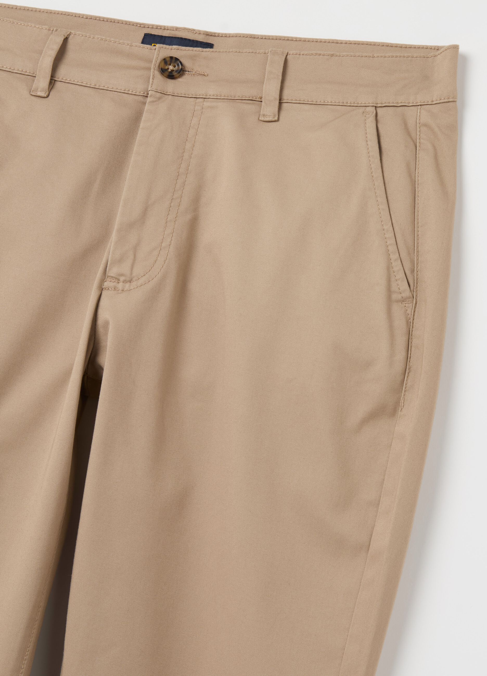 Slim-fit chinos in stretch twill